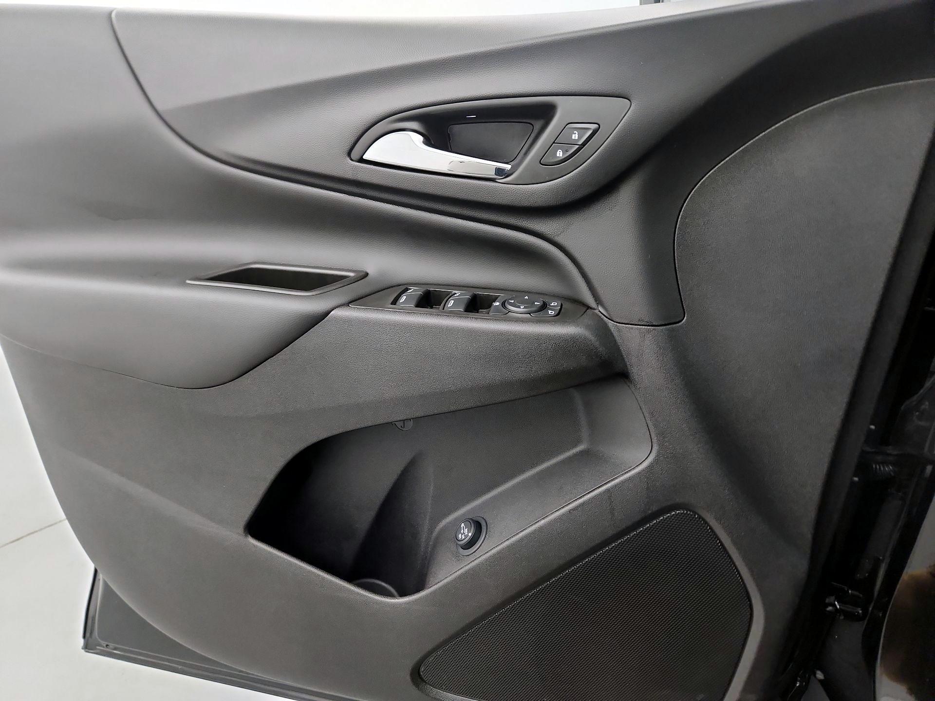 Thumbnail: 2024 Chevrolet Equinox - 12