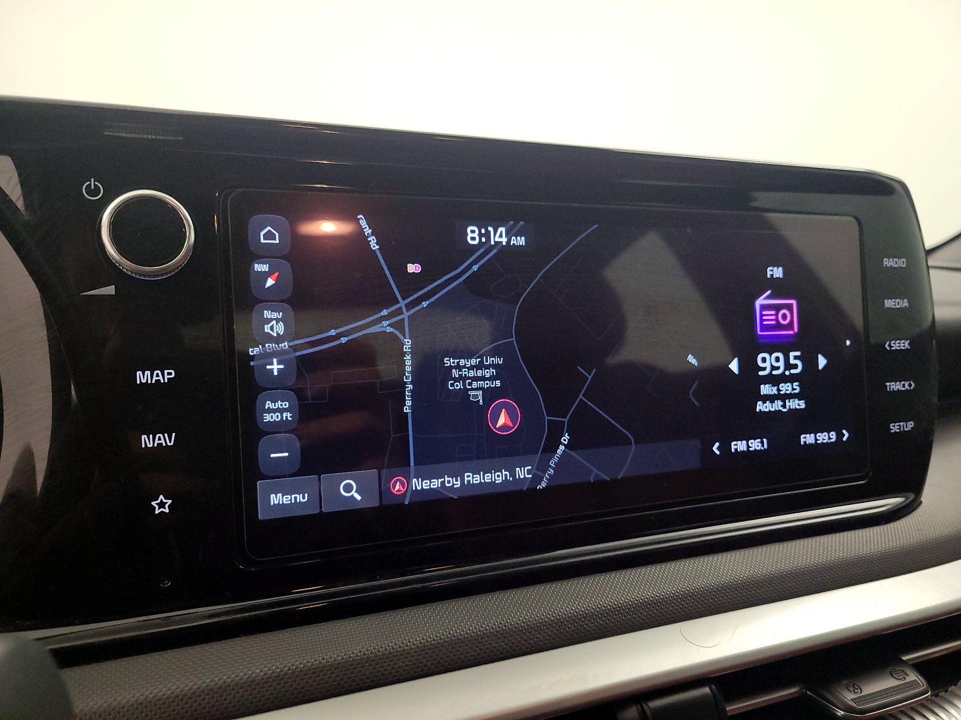 Thumbnail: 2023 Kia K5 - 14