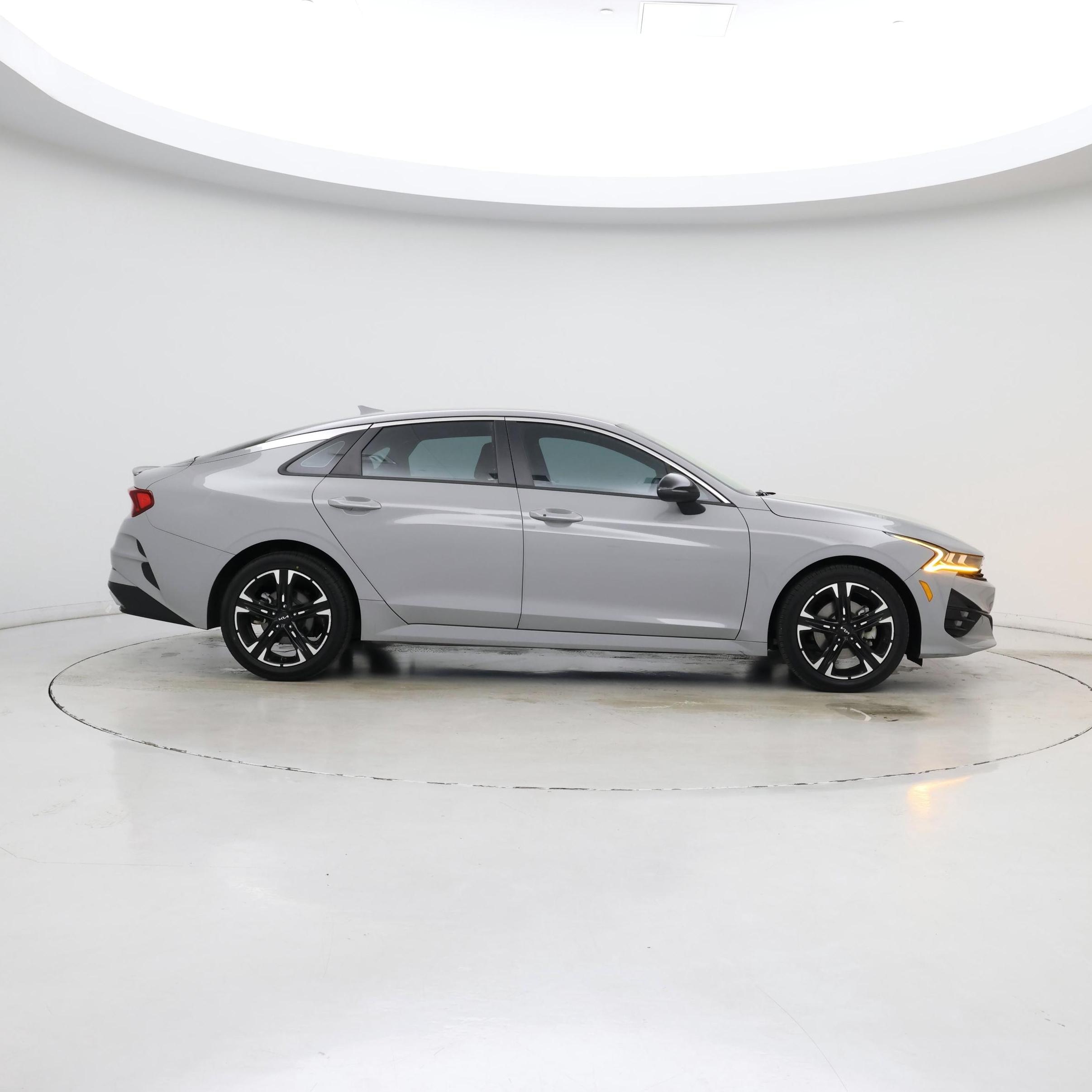 Thumbnail: 2023 Kia K5 - 7