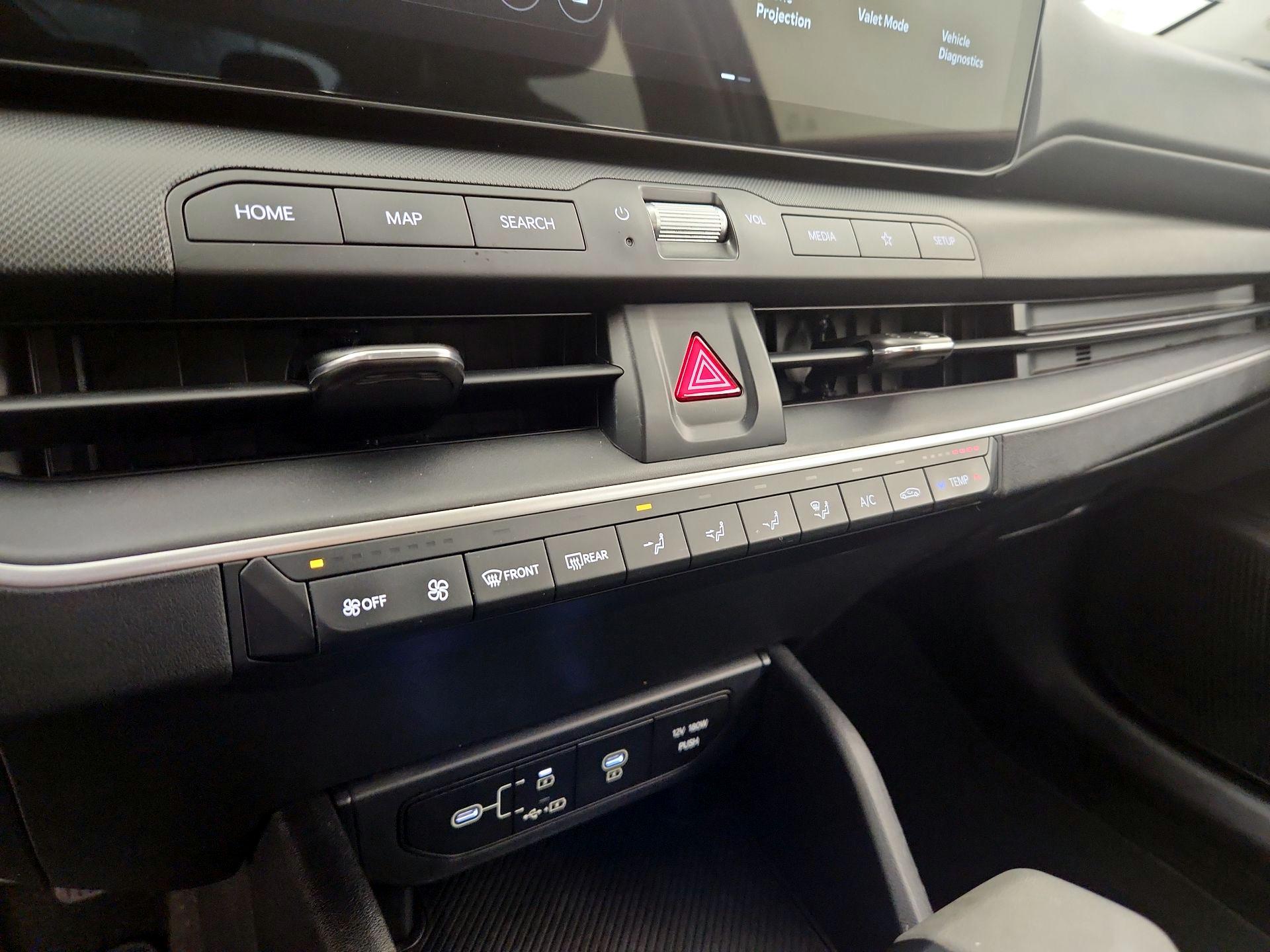 Thumbnail: 2025 Kia K4 - 16