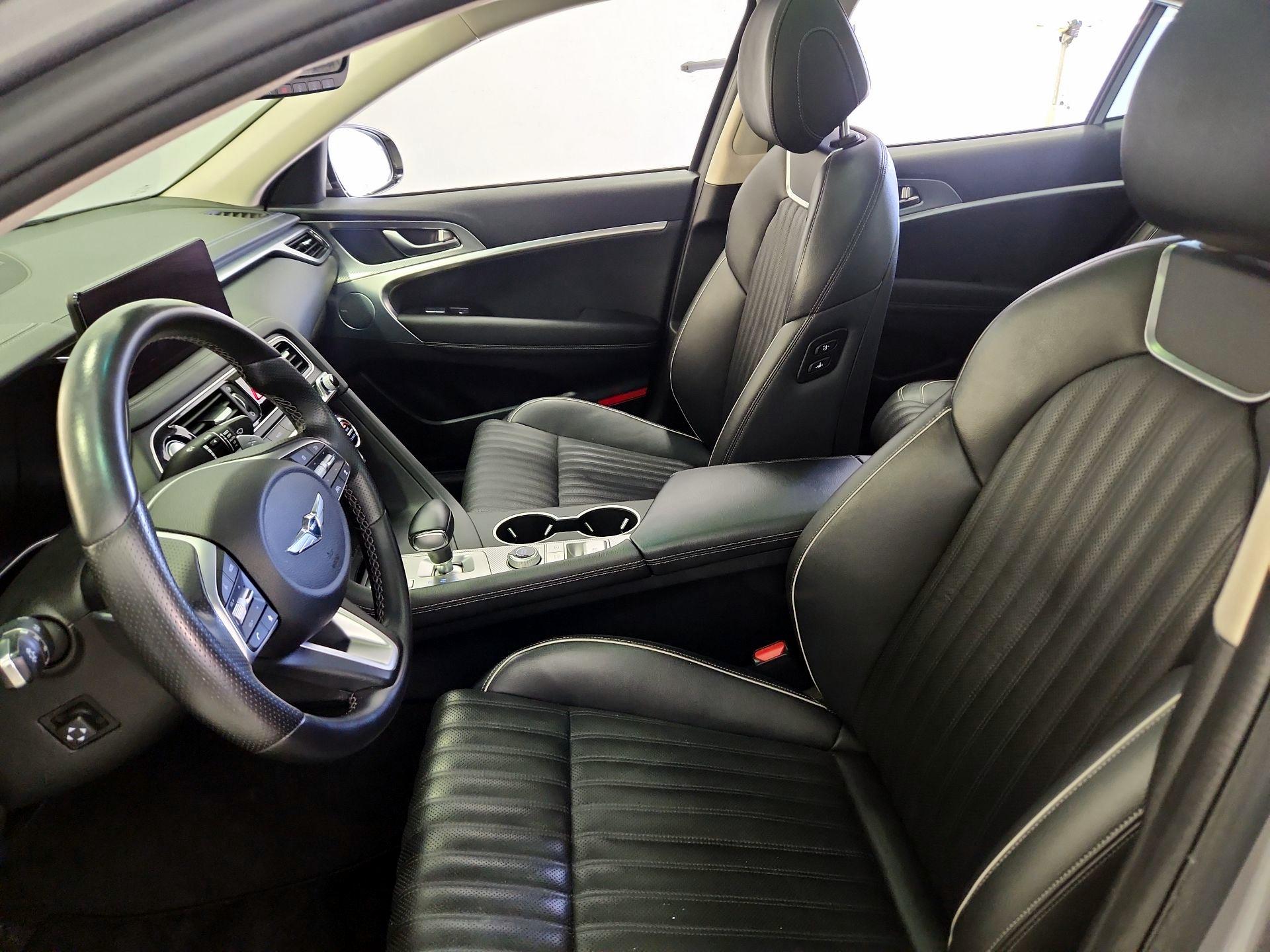 Thumbnail: 2022 Genesis G70 - 11