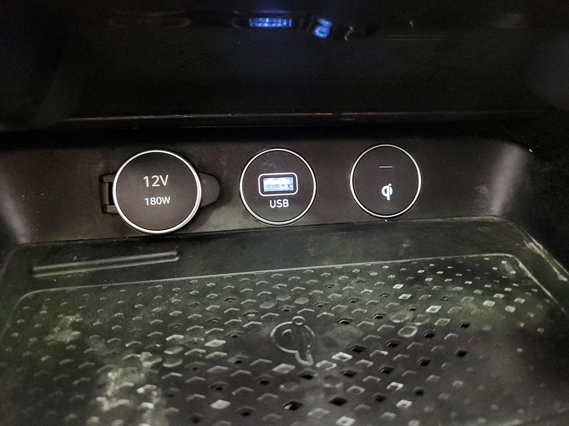 Thumbnail: 2022 Genesis G70 - 18