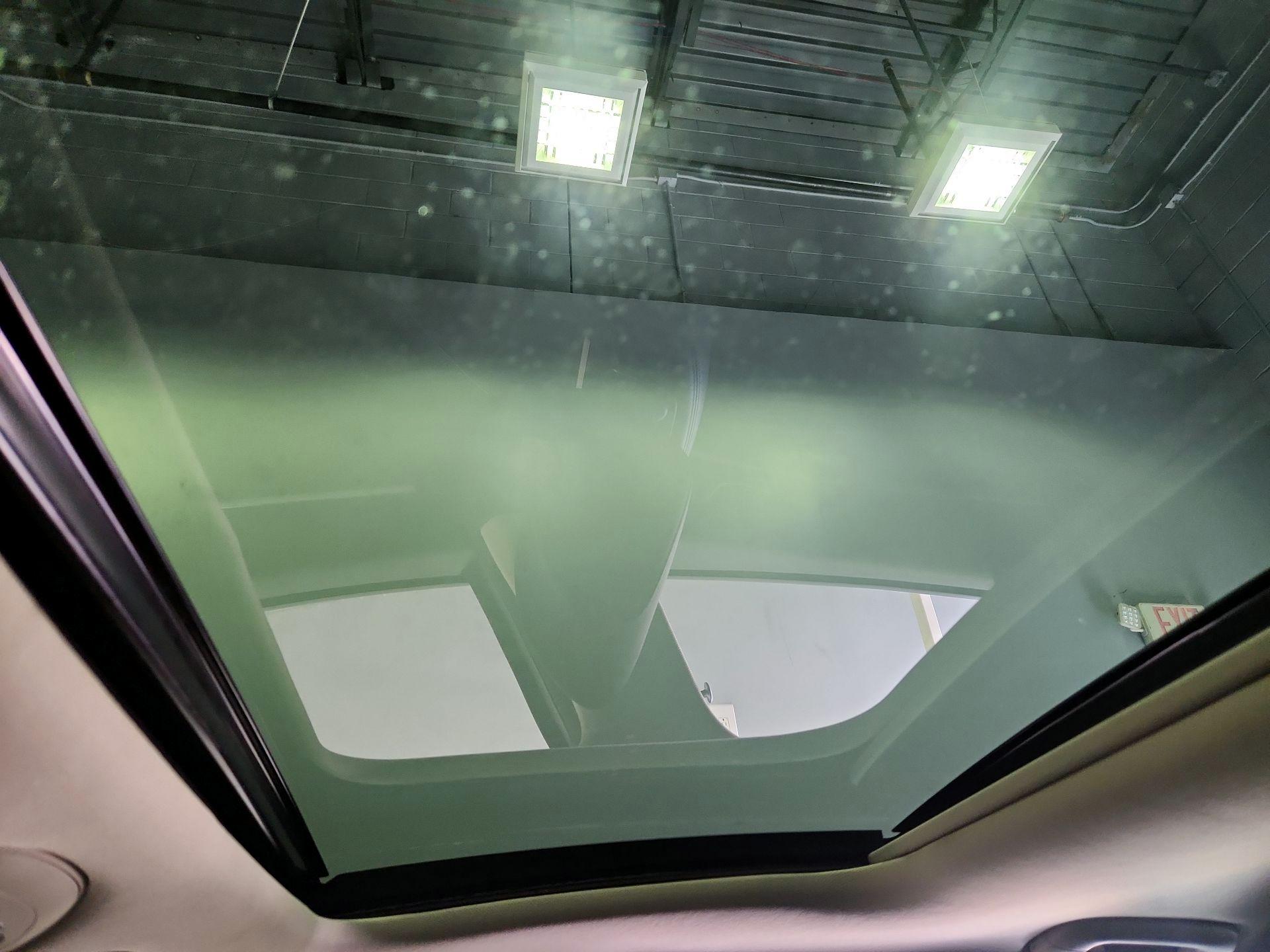 Thumbnail: 2022 Genesis G70 - 19