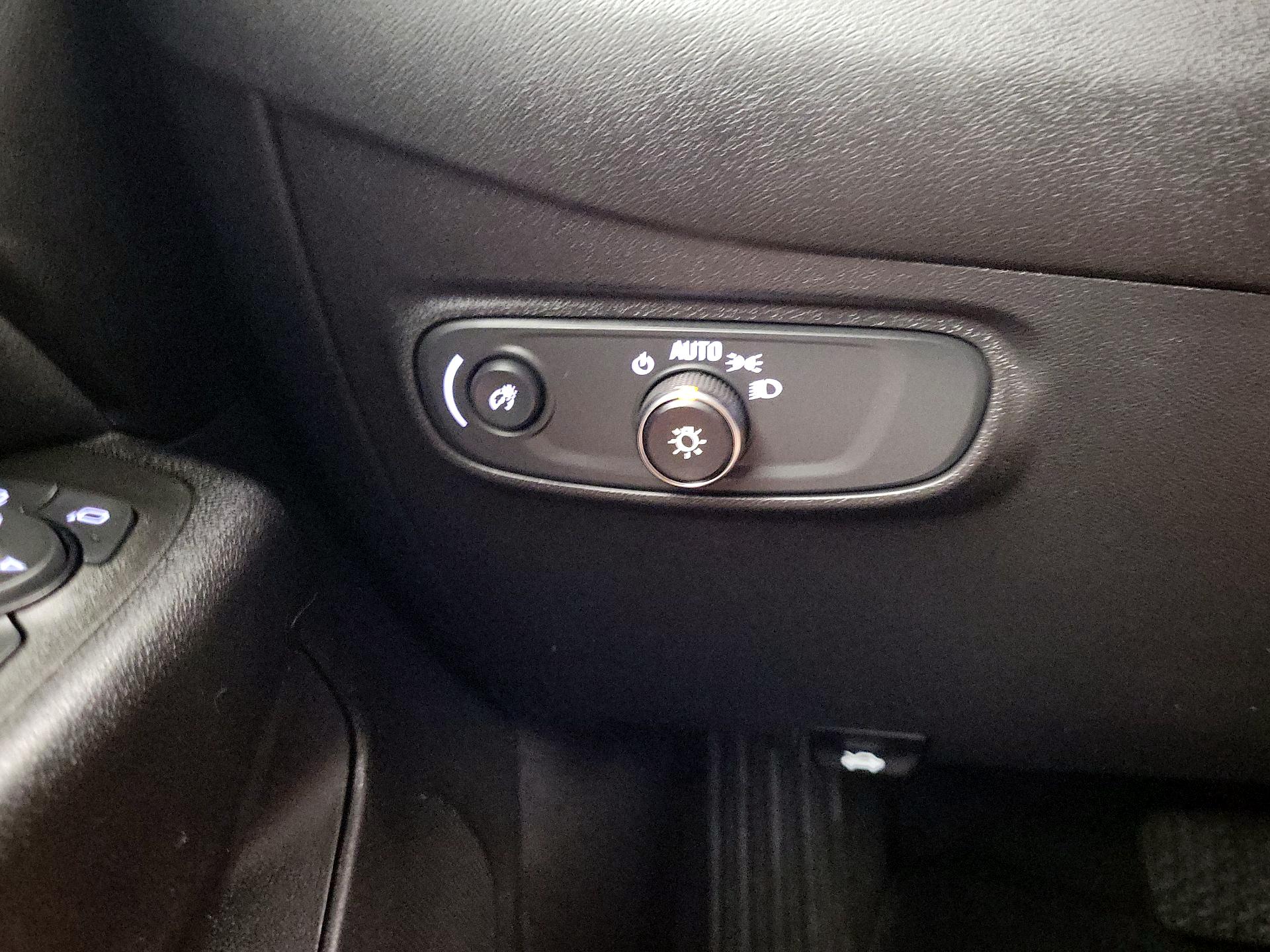 Thumbnail: 2024 Chevrolet Equinox - 13