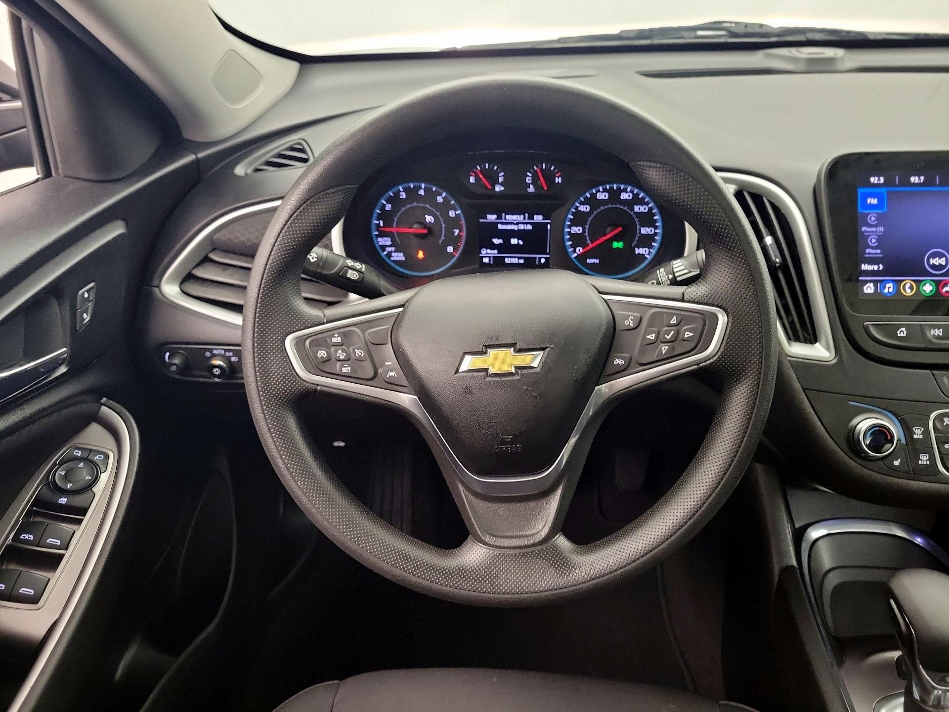 Thumbnail: 2023 Chevrolet Malibu - 10
