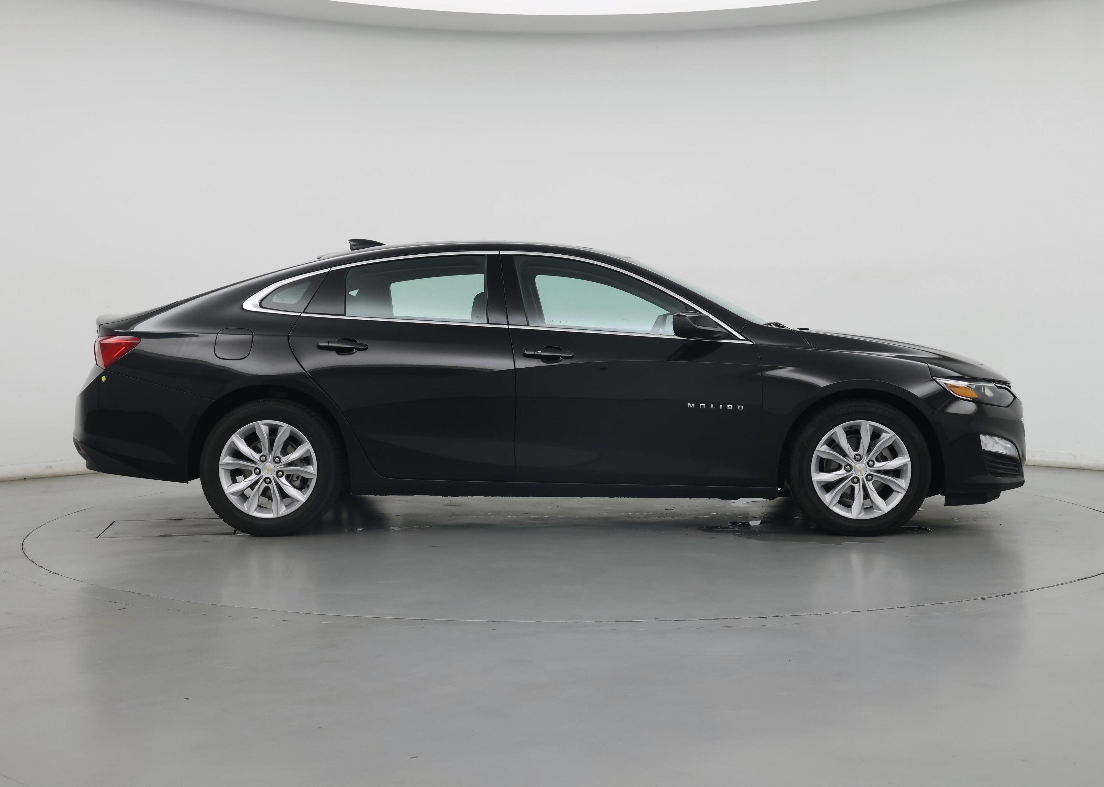Thumbnail: 2023 Chevrolet Malibu - 7