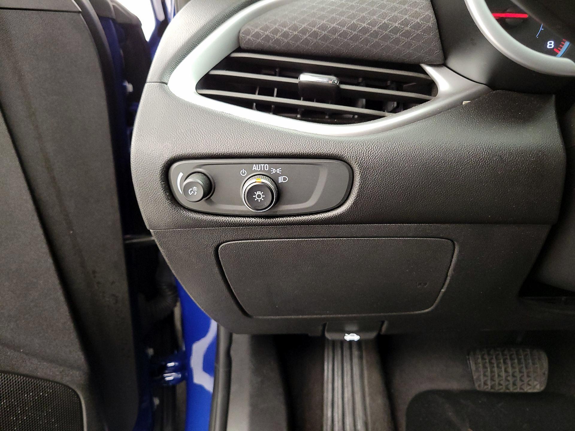 Thumbnail: 2023 Chevrolet Malibu - 13