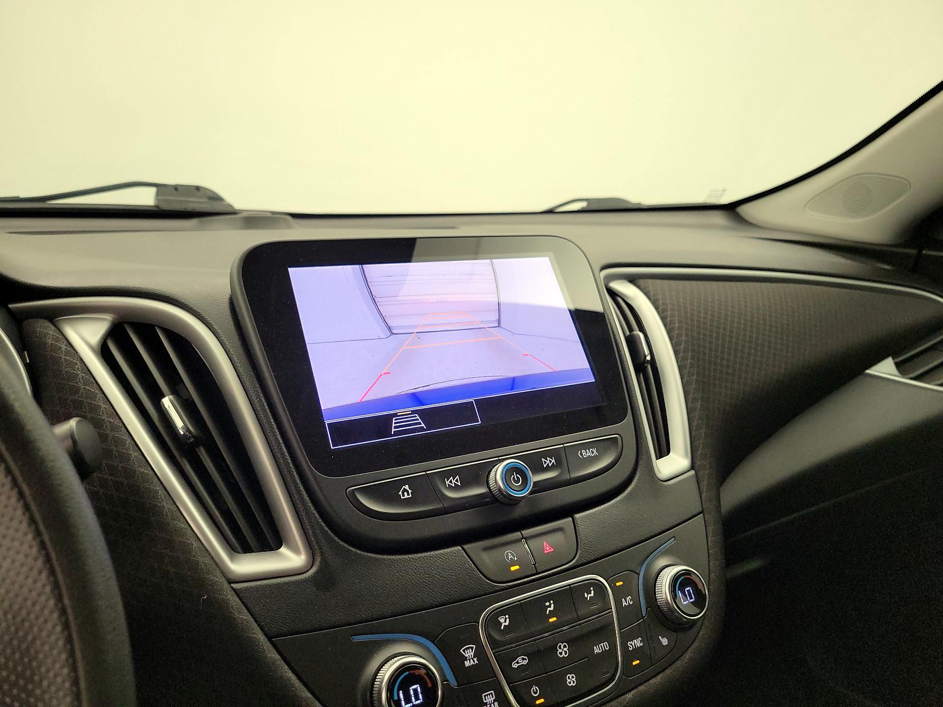 Thumbnail: 2023 Chevrolet Malibu - 14