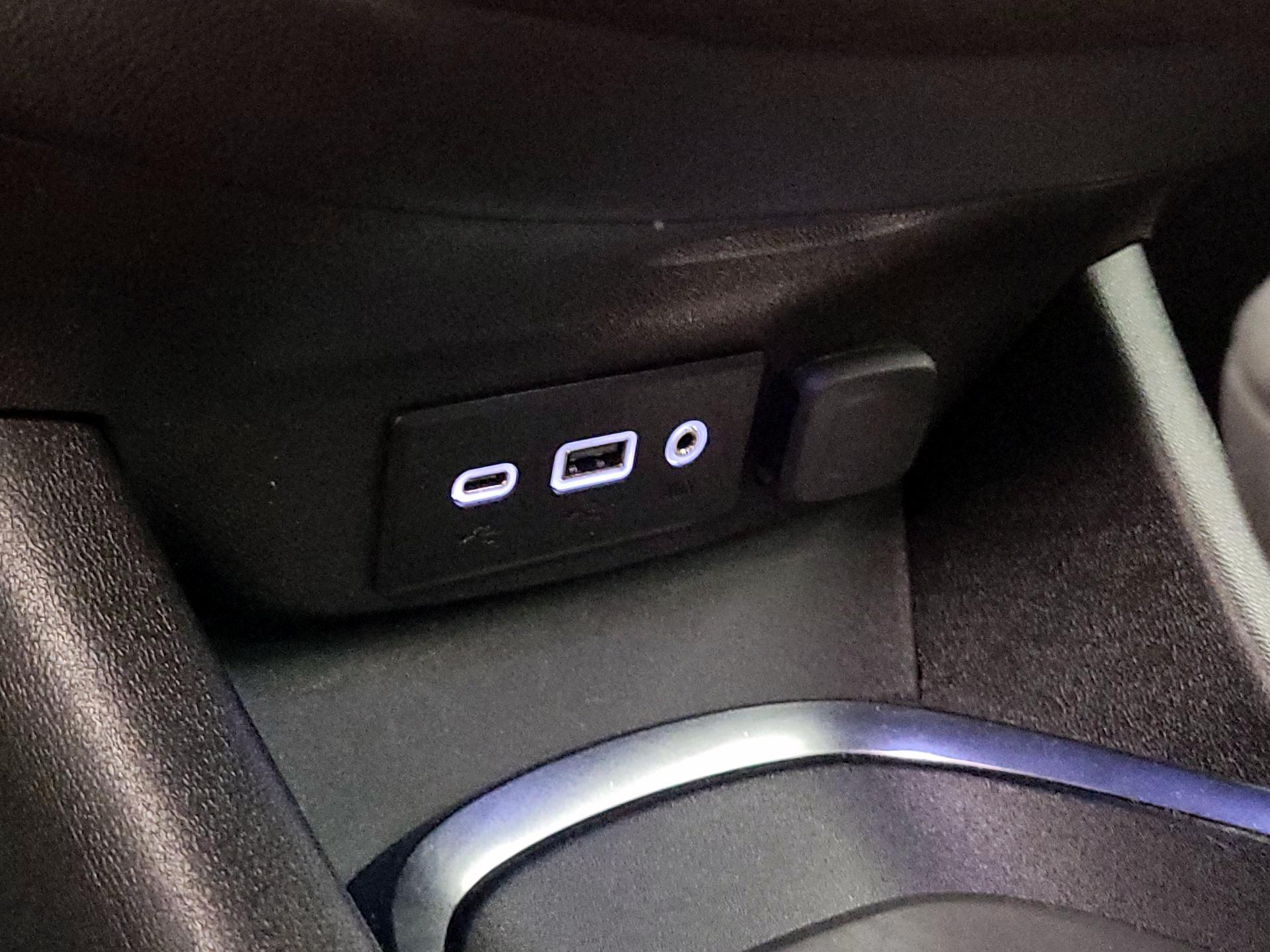 Thumbnail: 2023 Chevrolet Malibu - 18