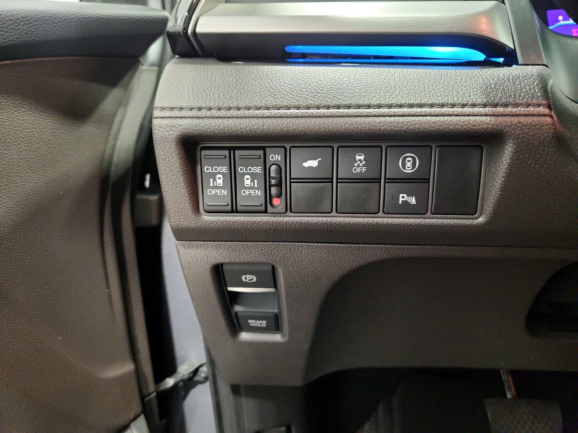 Thumbnail: 2022 Honda Odyssey - 13