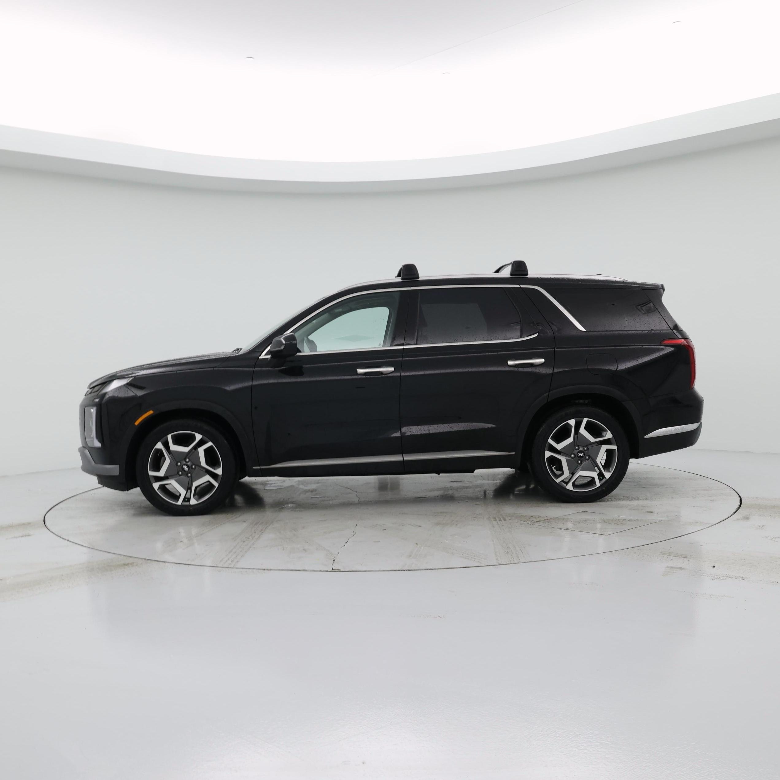 Thumbnail: 2023 Hyundai Palisade - 3