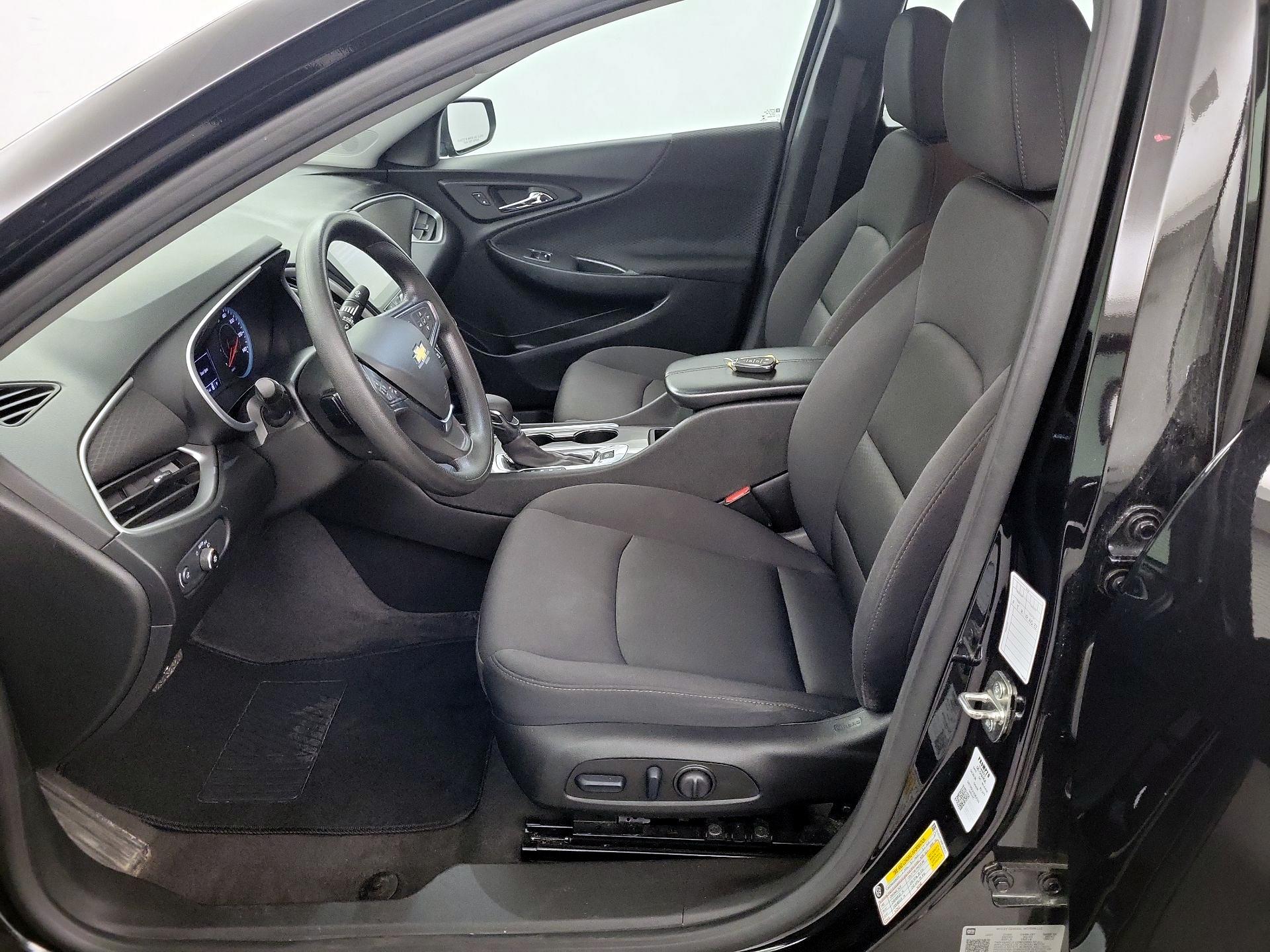 Thumbnail: 2024 Chevrolet Malibu - 11