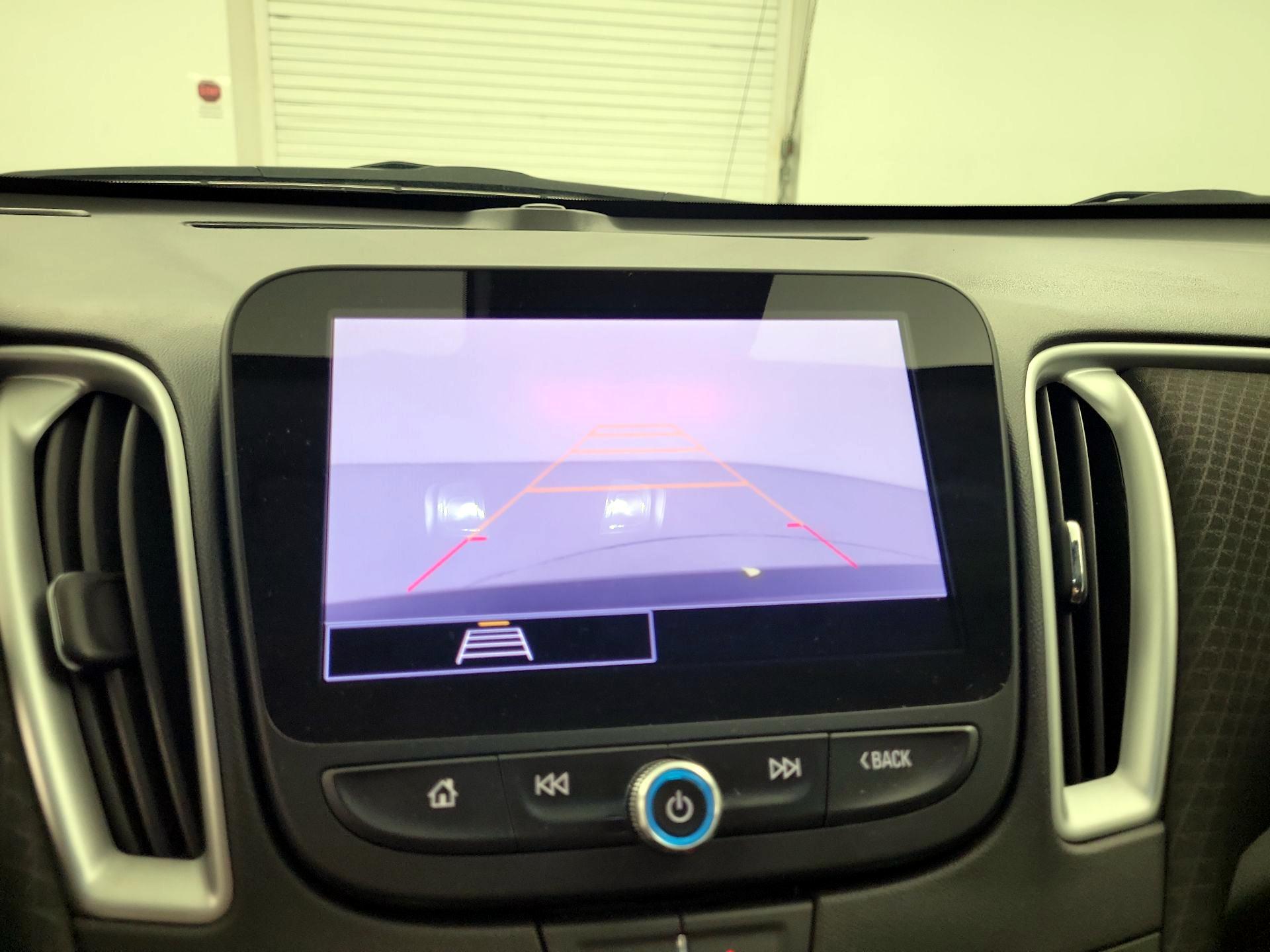 Thumbnail: 2024 Chevrolet Malibu - 15