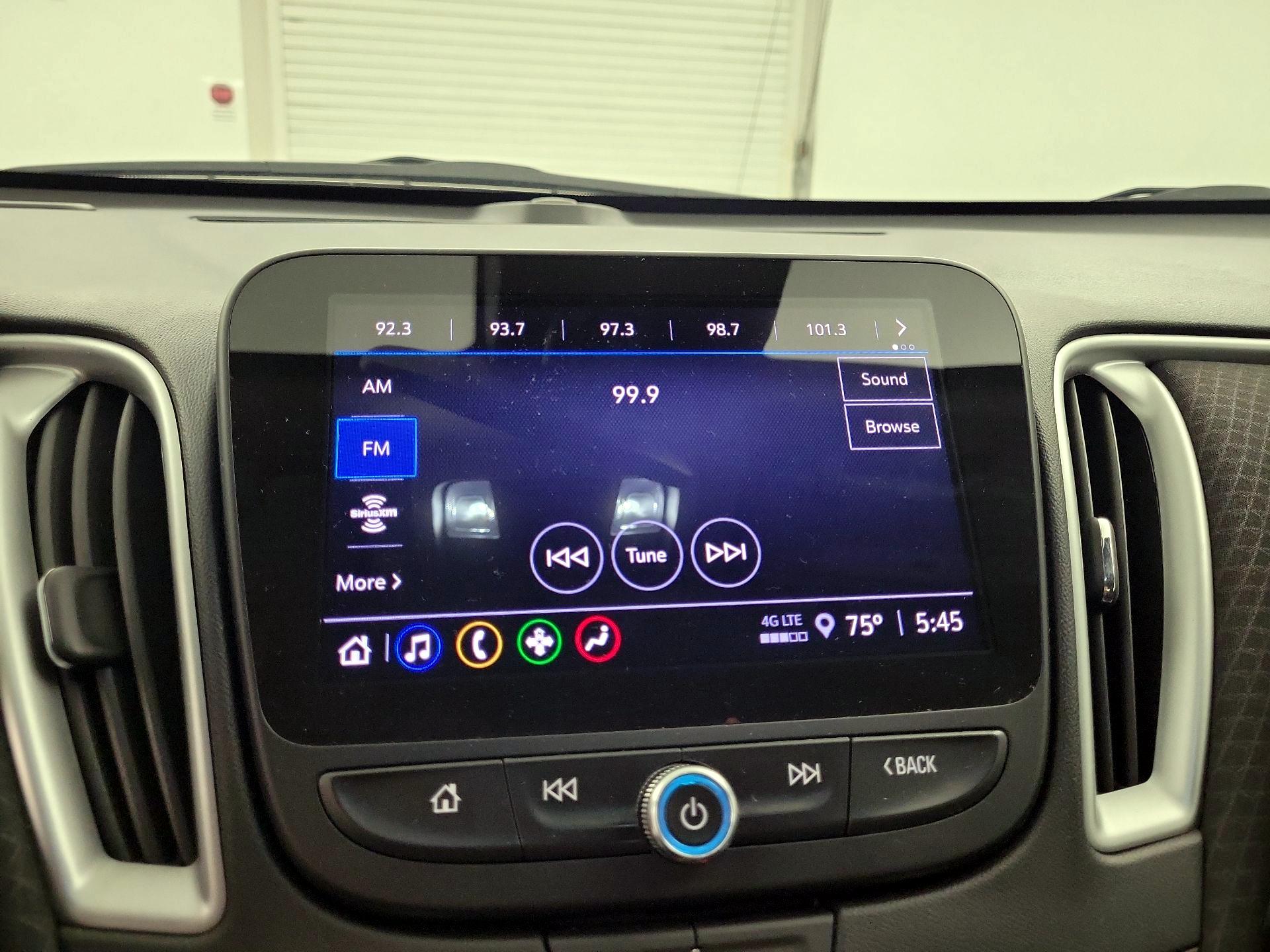 Thumbnail: 2024 Chevrolet Malibu - 16