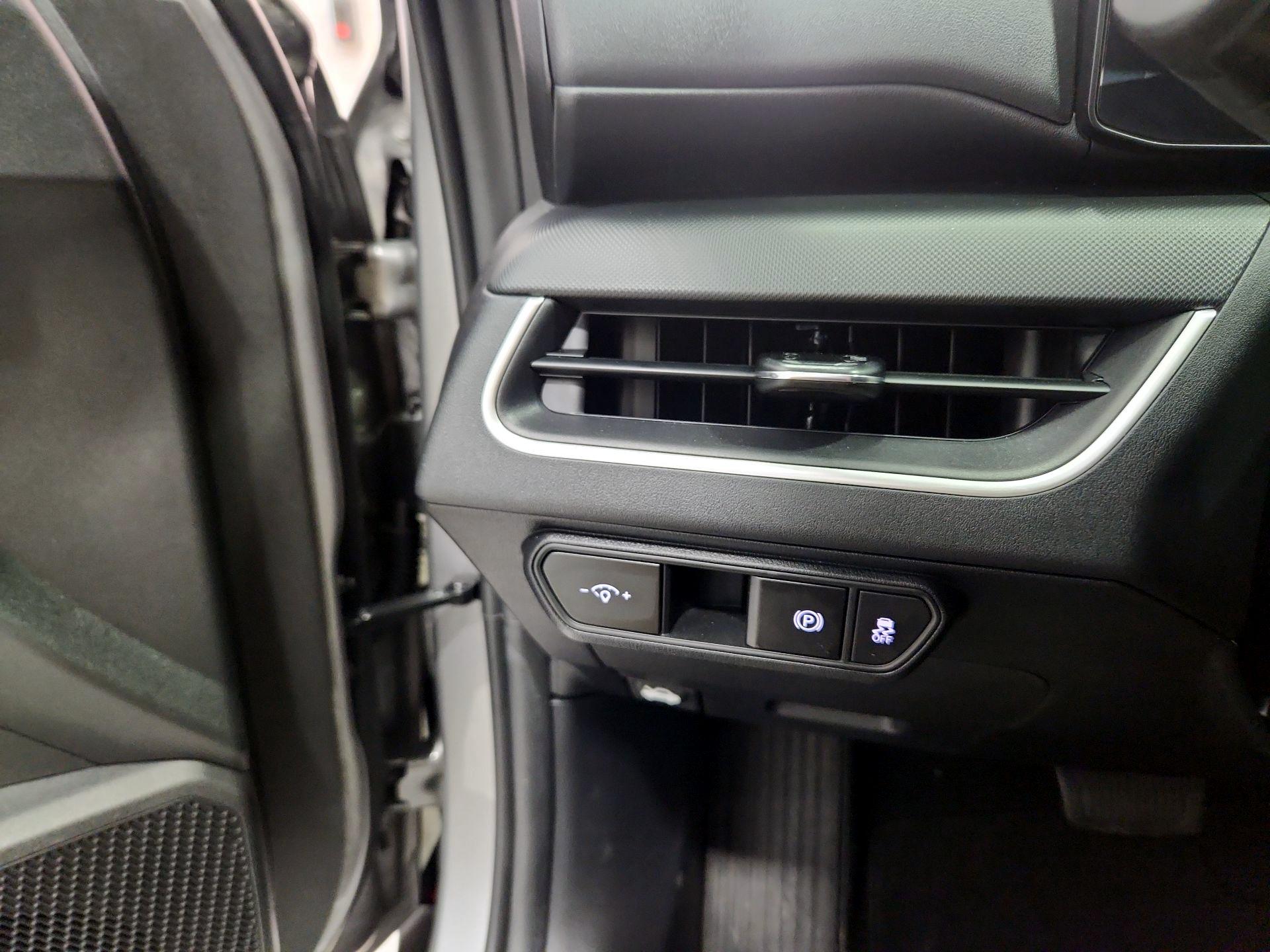 Thumbnail: 2025 Kia K4 - 13