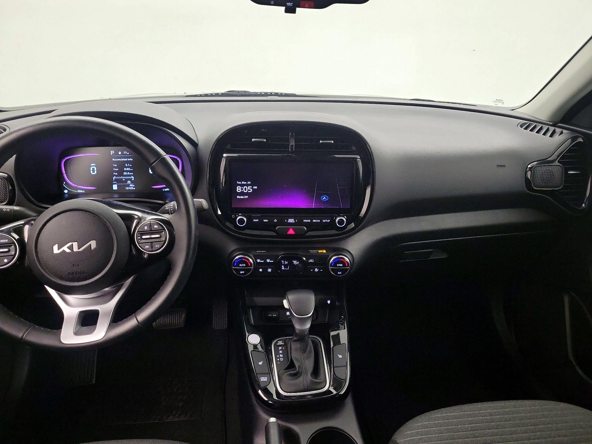 Thumbnail: 2023 Kia Soul - 9