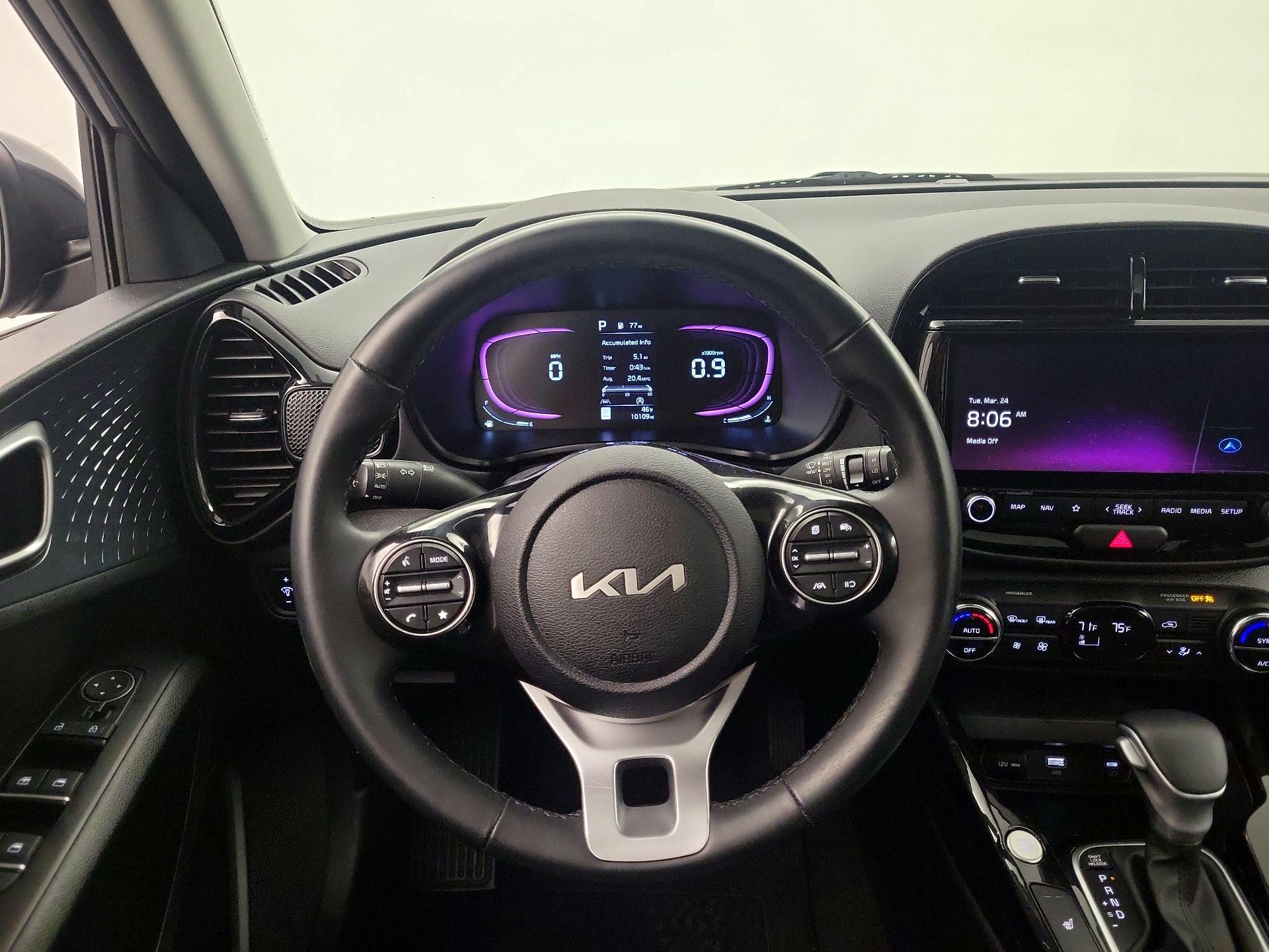 Thumbnail: 2023 Kia Soul - 10