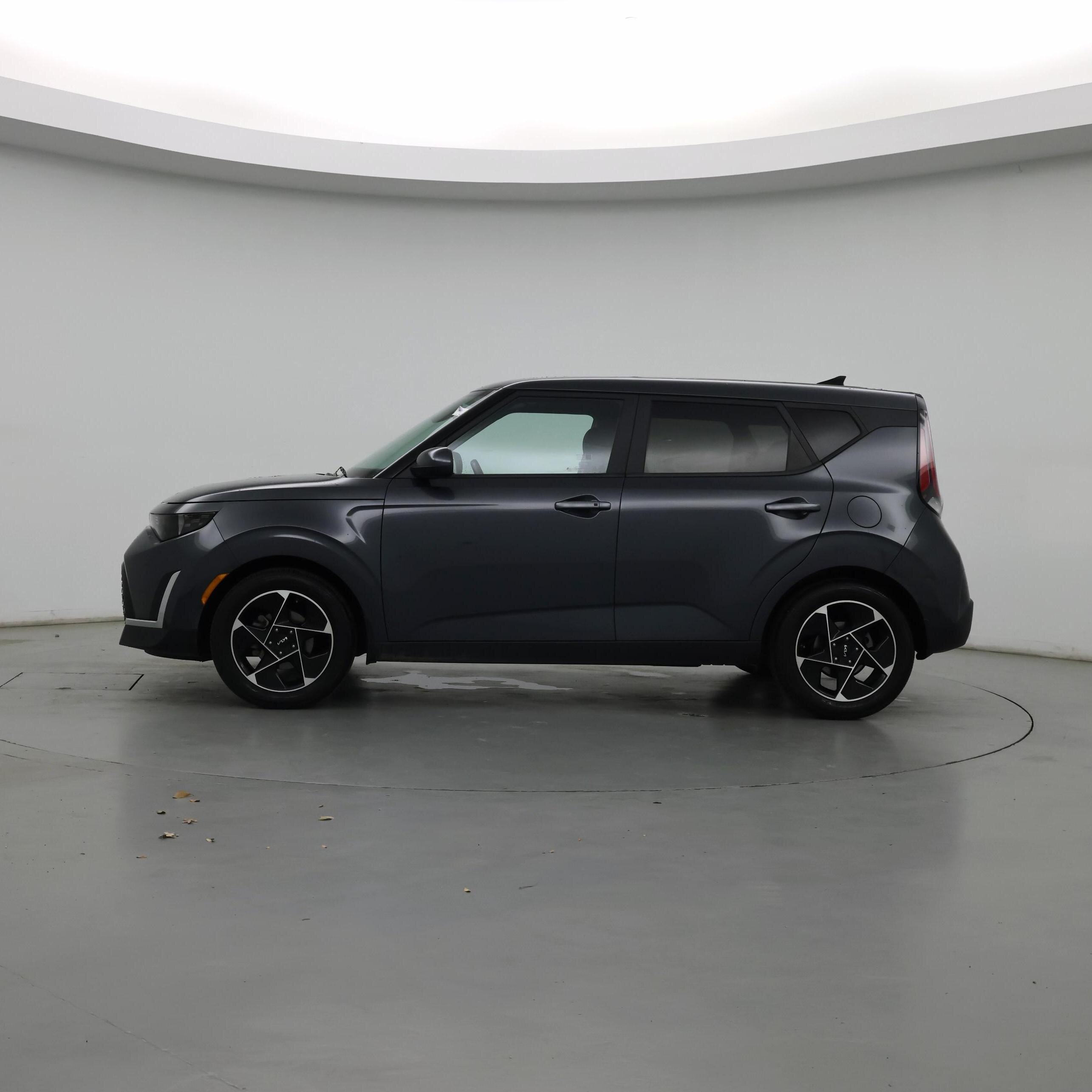 Thumbnail: 2023 Kia Soul - 3