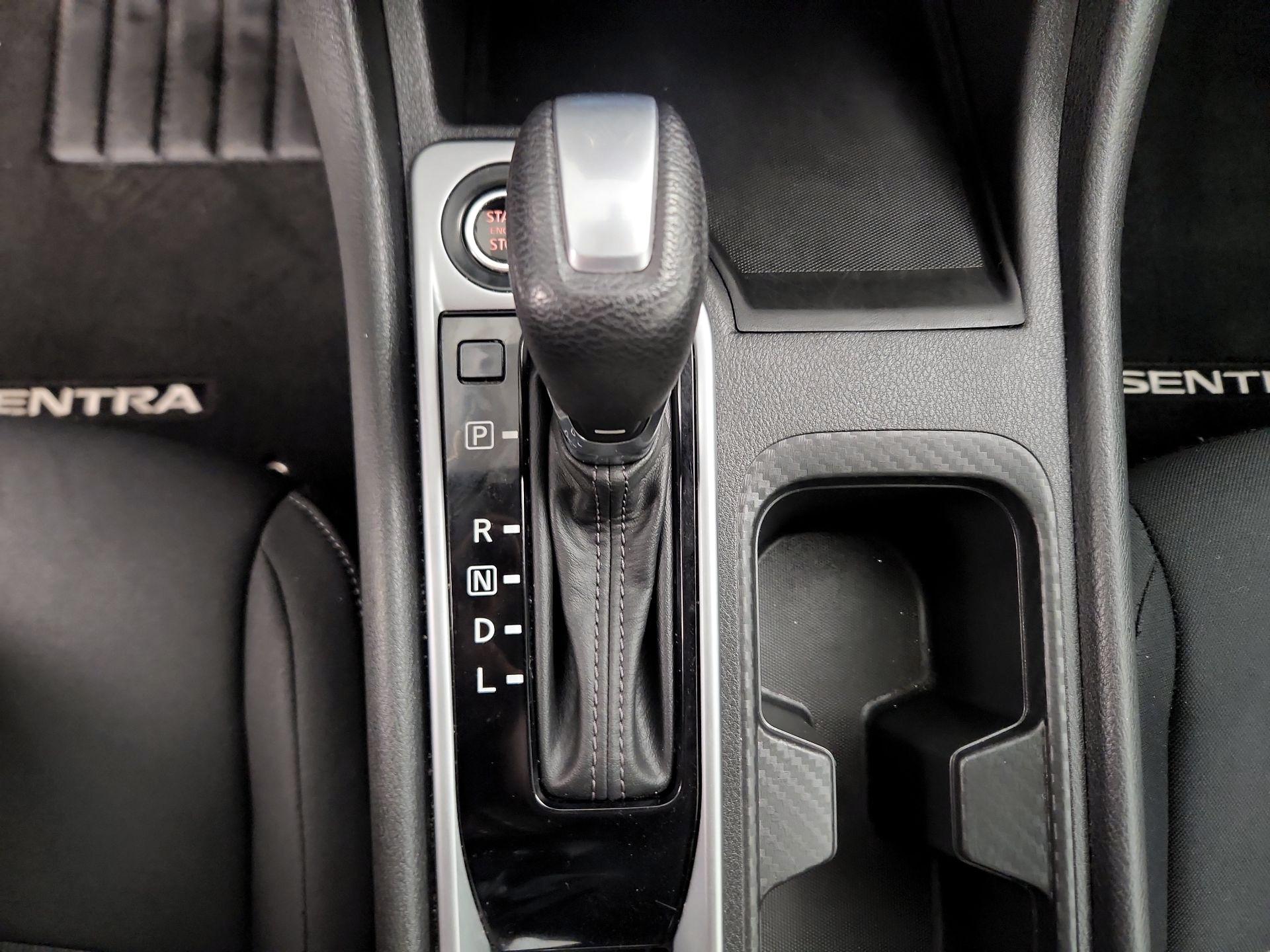 Thumbnail: 2023 Nissan Sentra - 17