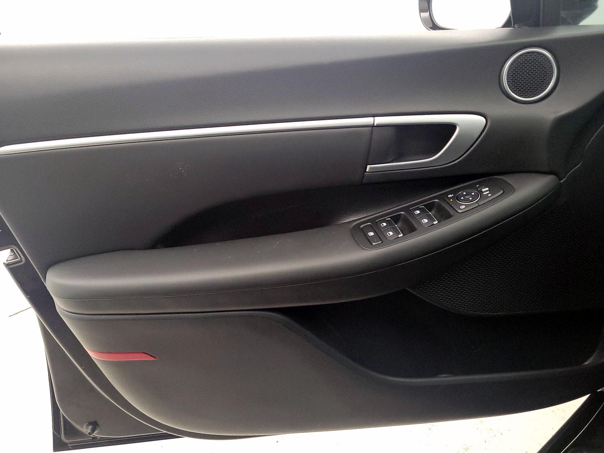 Thumbnail: 2025 Hyundai Sonata - 12