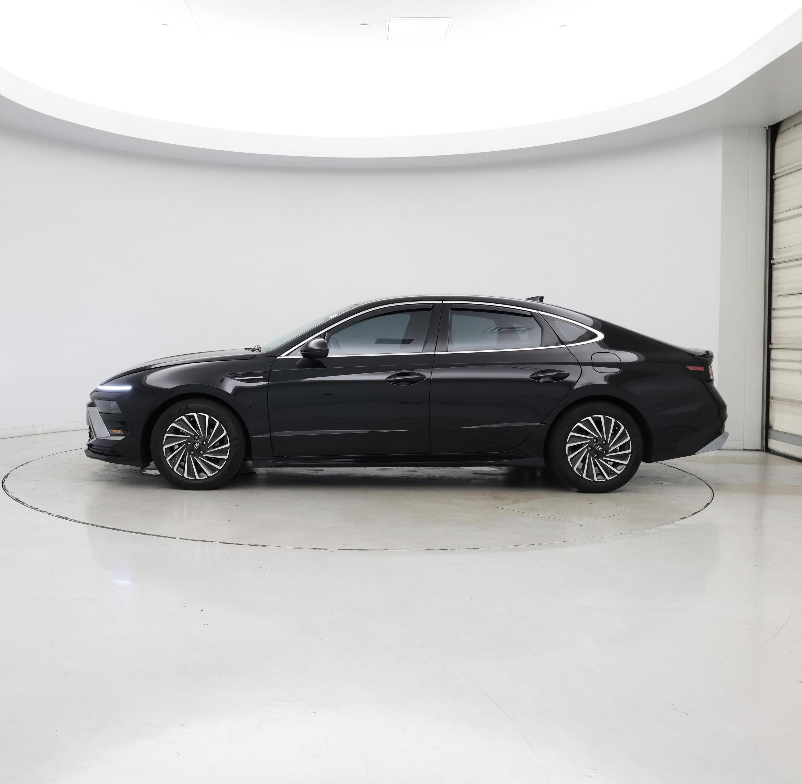 Thumbnail: 2025 Hyundai Sonata - 3