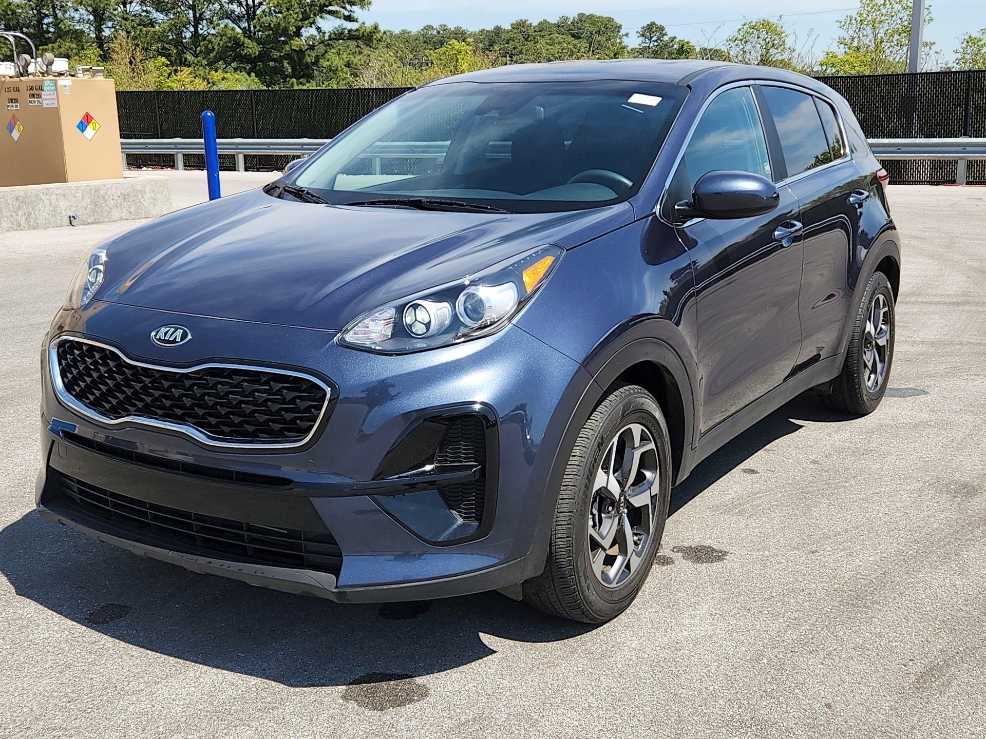 Thumbnail: 2022 Kia Sportage - 3