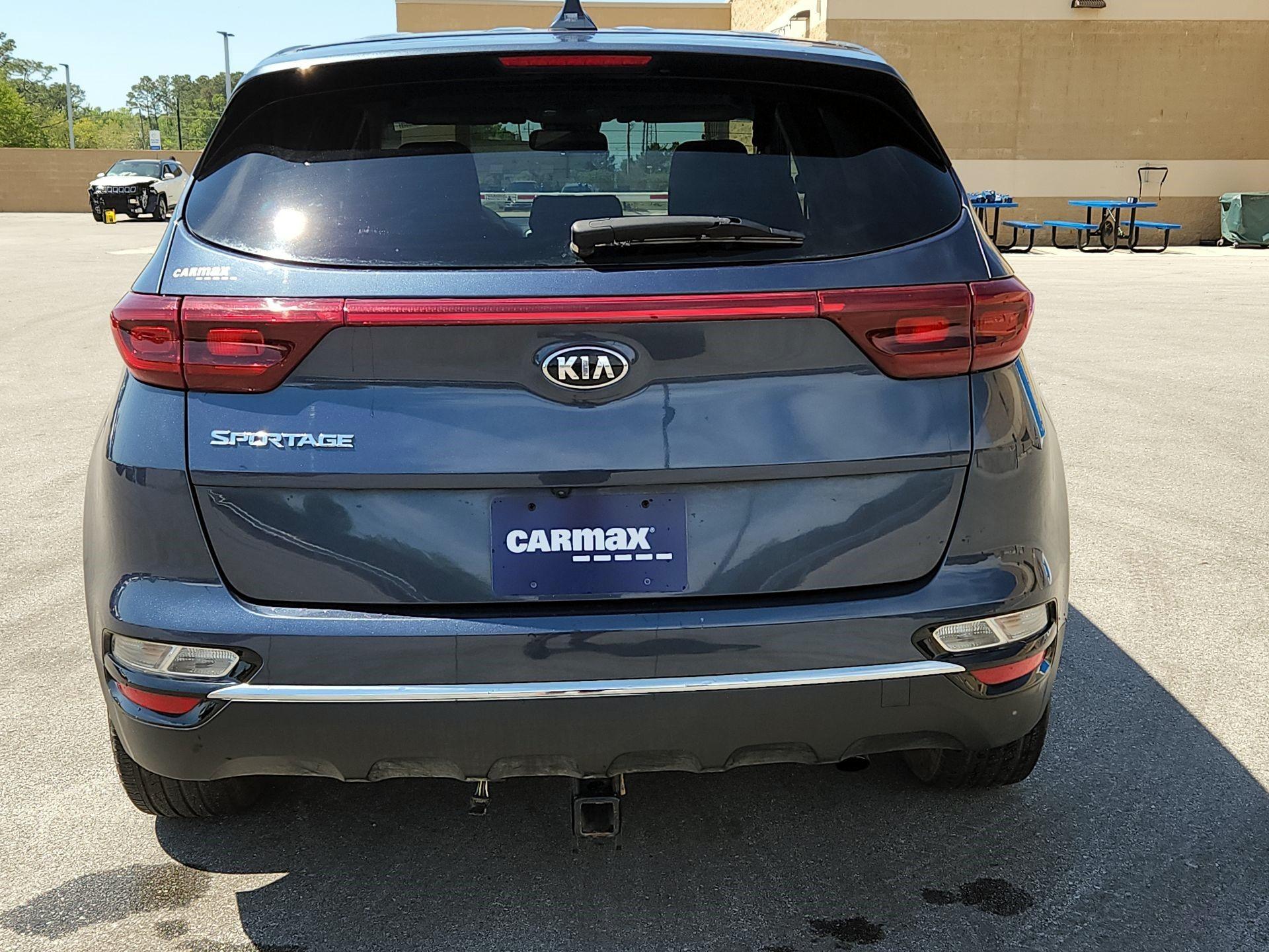 Thumbnail: 2022 Kia Sportage - 6