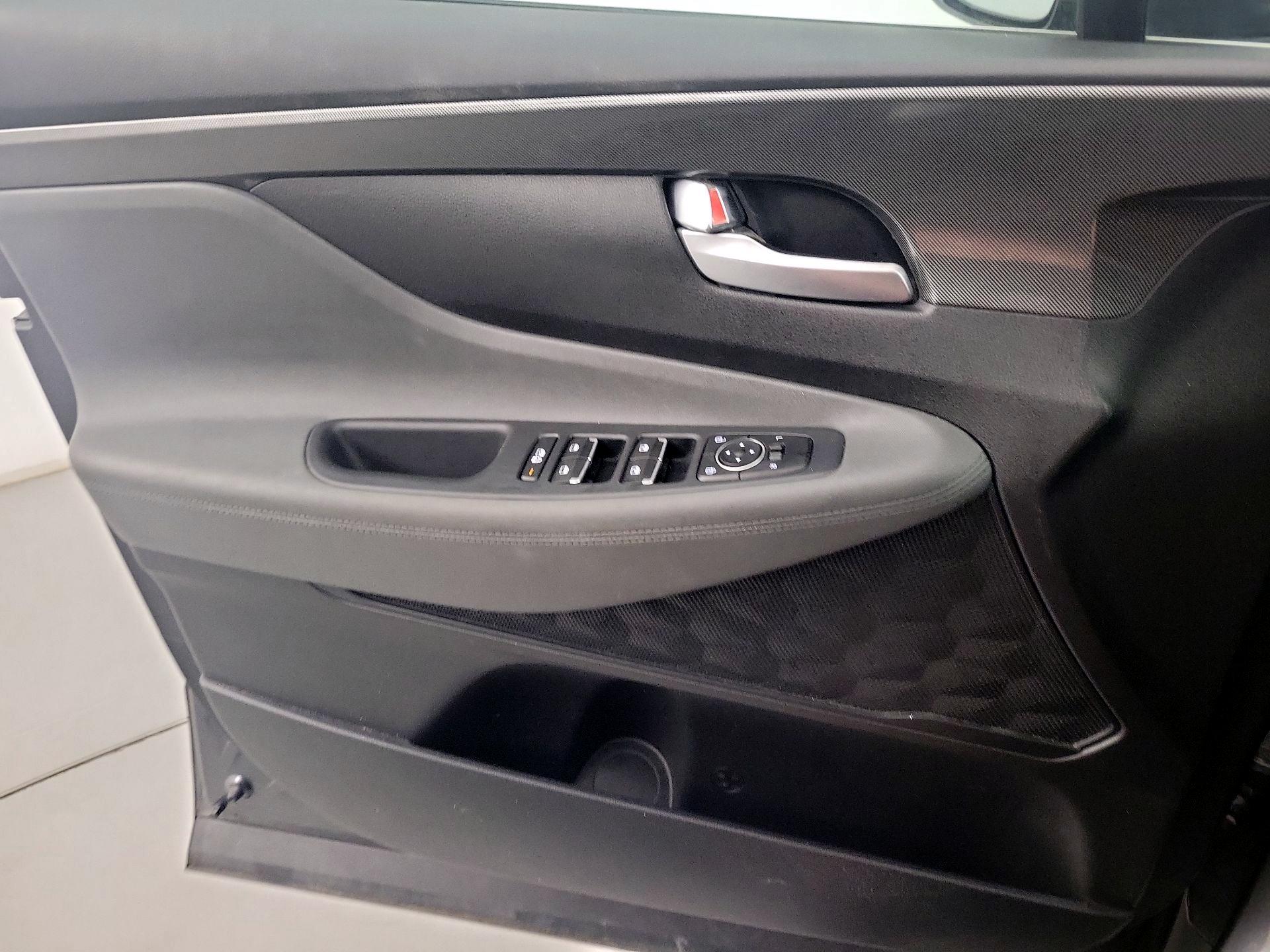 Thumbnail: 2023 Hyundai Santa Fe - 12