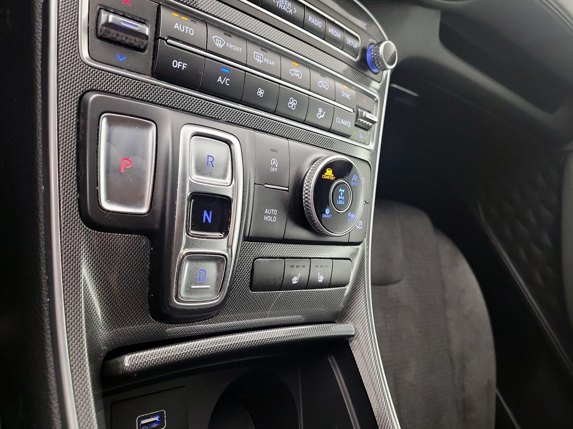 Thumbnail: 2023 Hyundai Santa Fe - 18