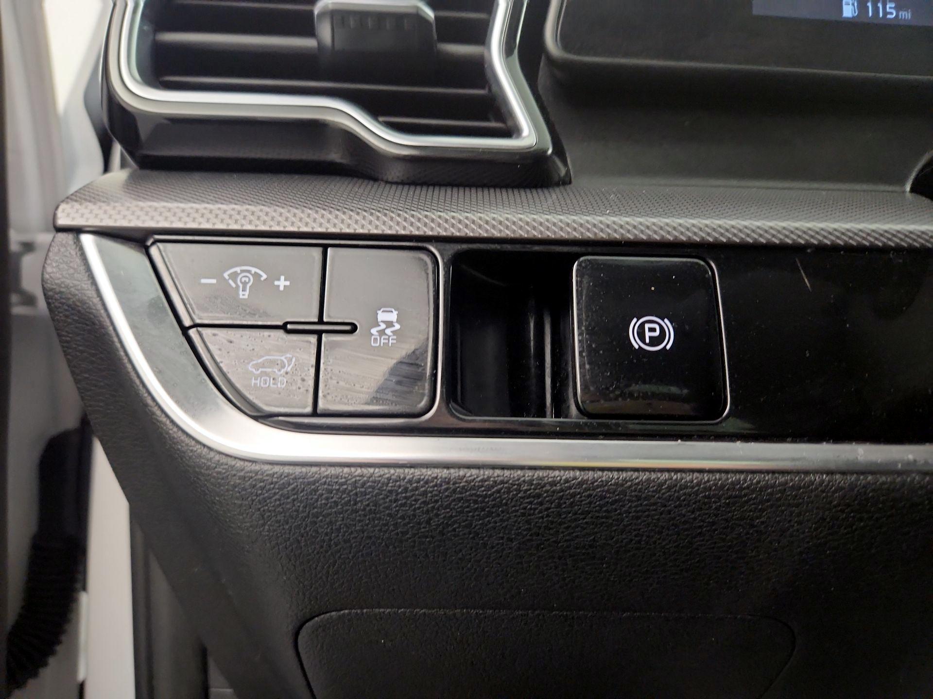 Thumbnail: 2024 Kia Sportage - 13