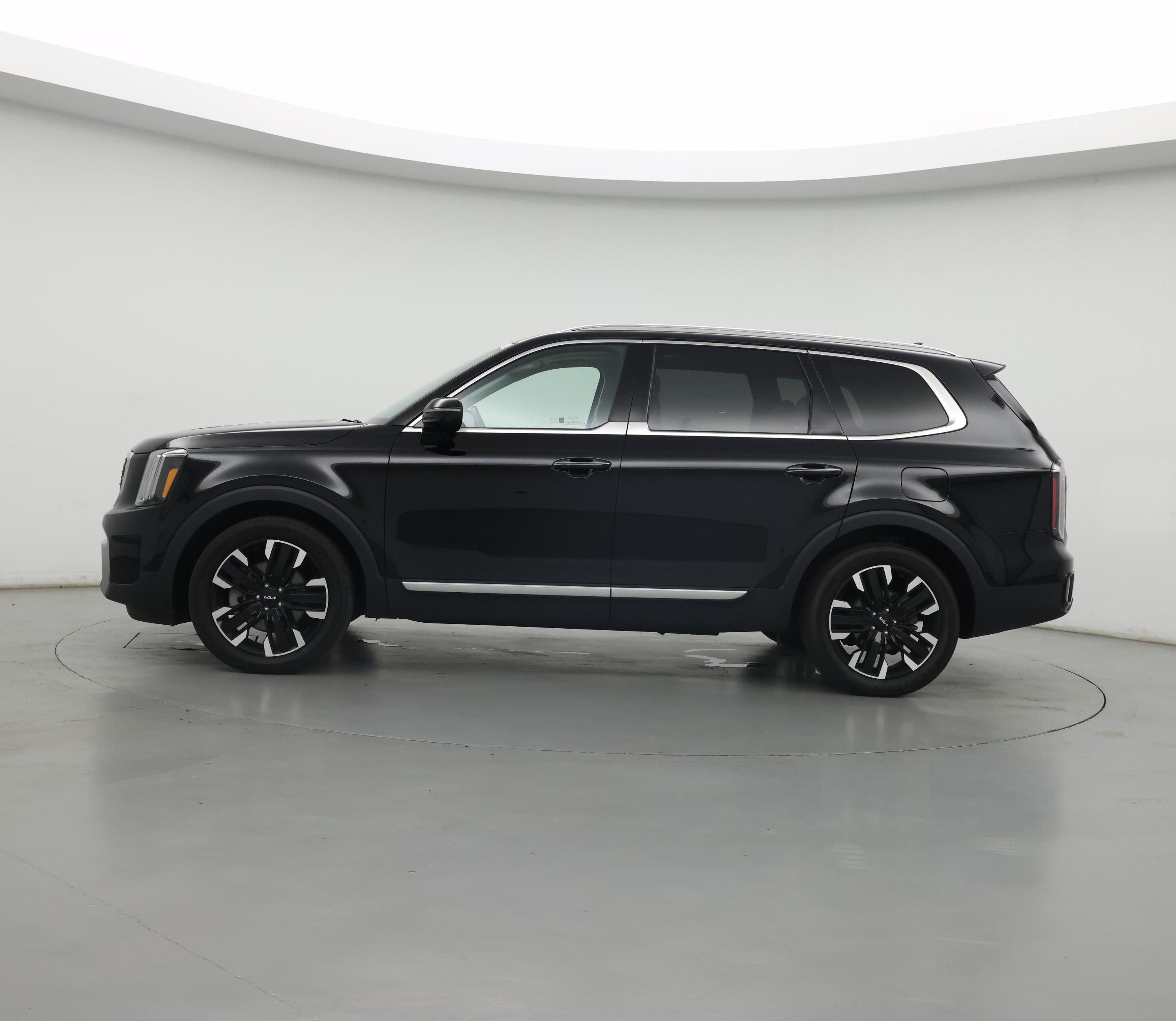 Thumbnail: 2023 Kia Telluride - 3