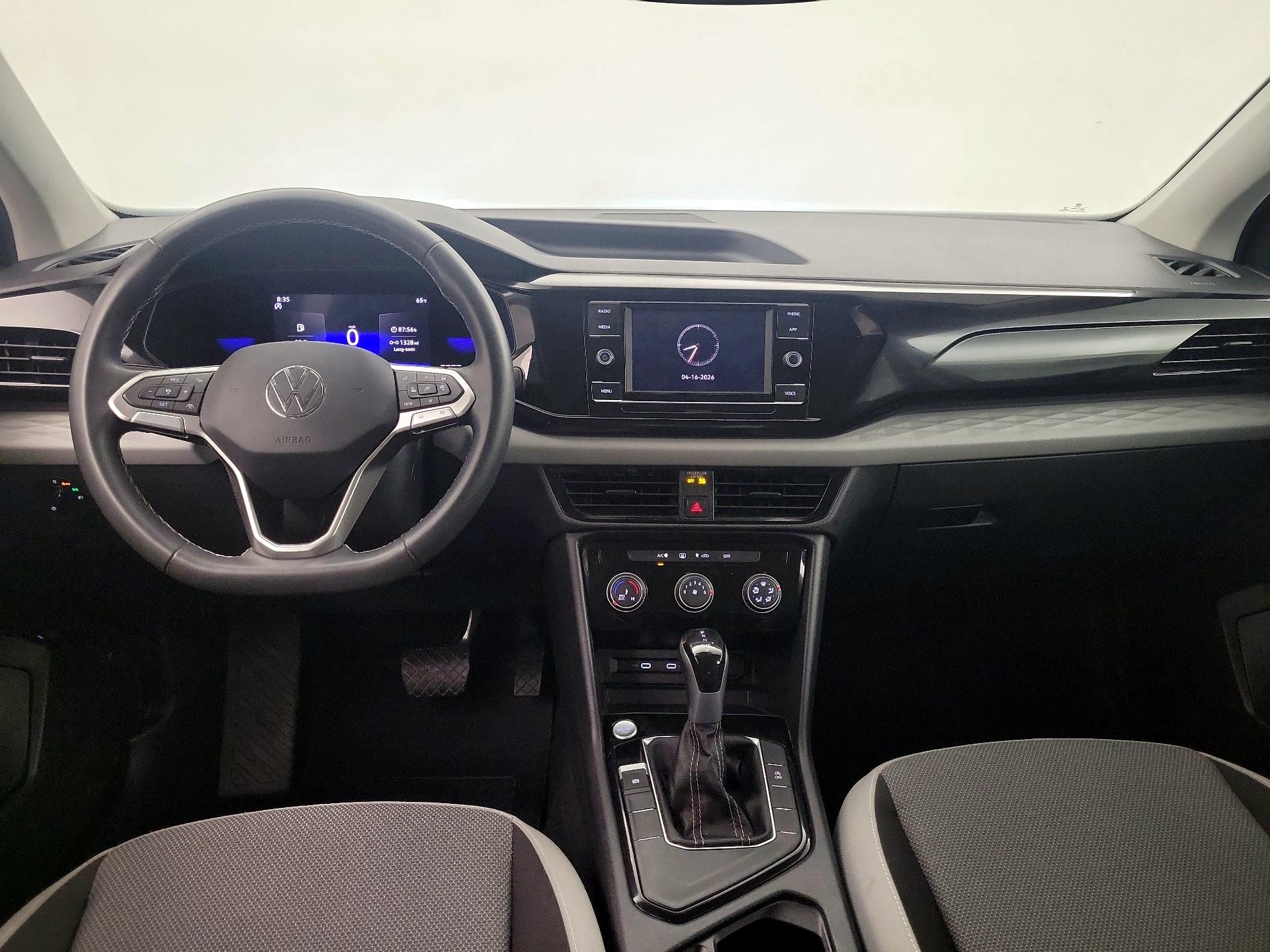 Thumbnail: 2023 Volkswagen Taos - 9