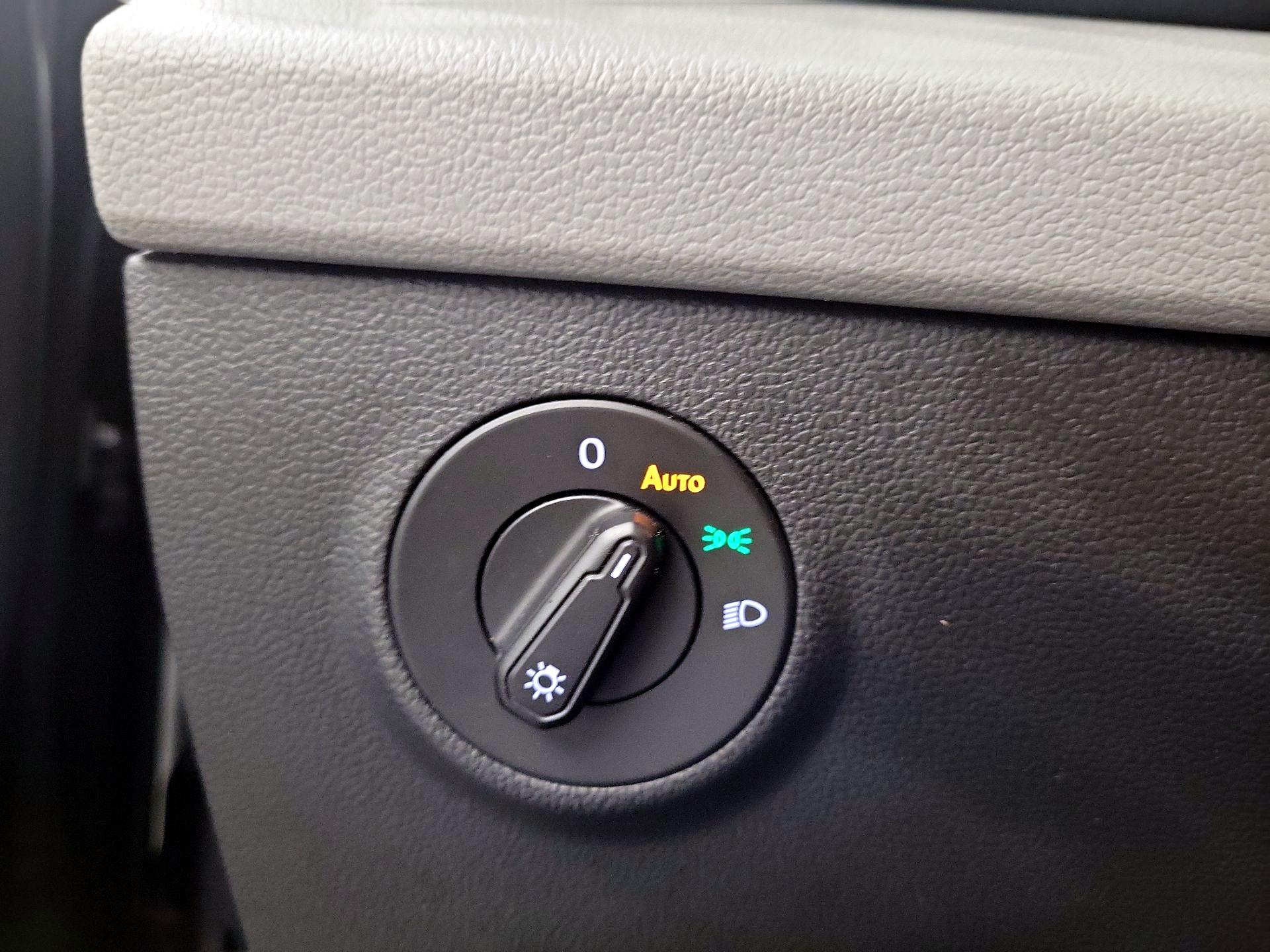 Thumbnail: 2023 Volkswagen Taos - 13