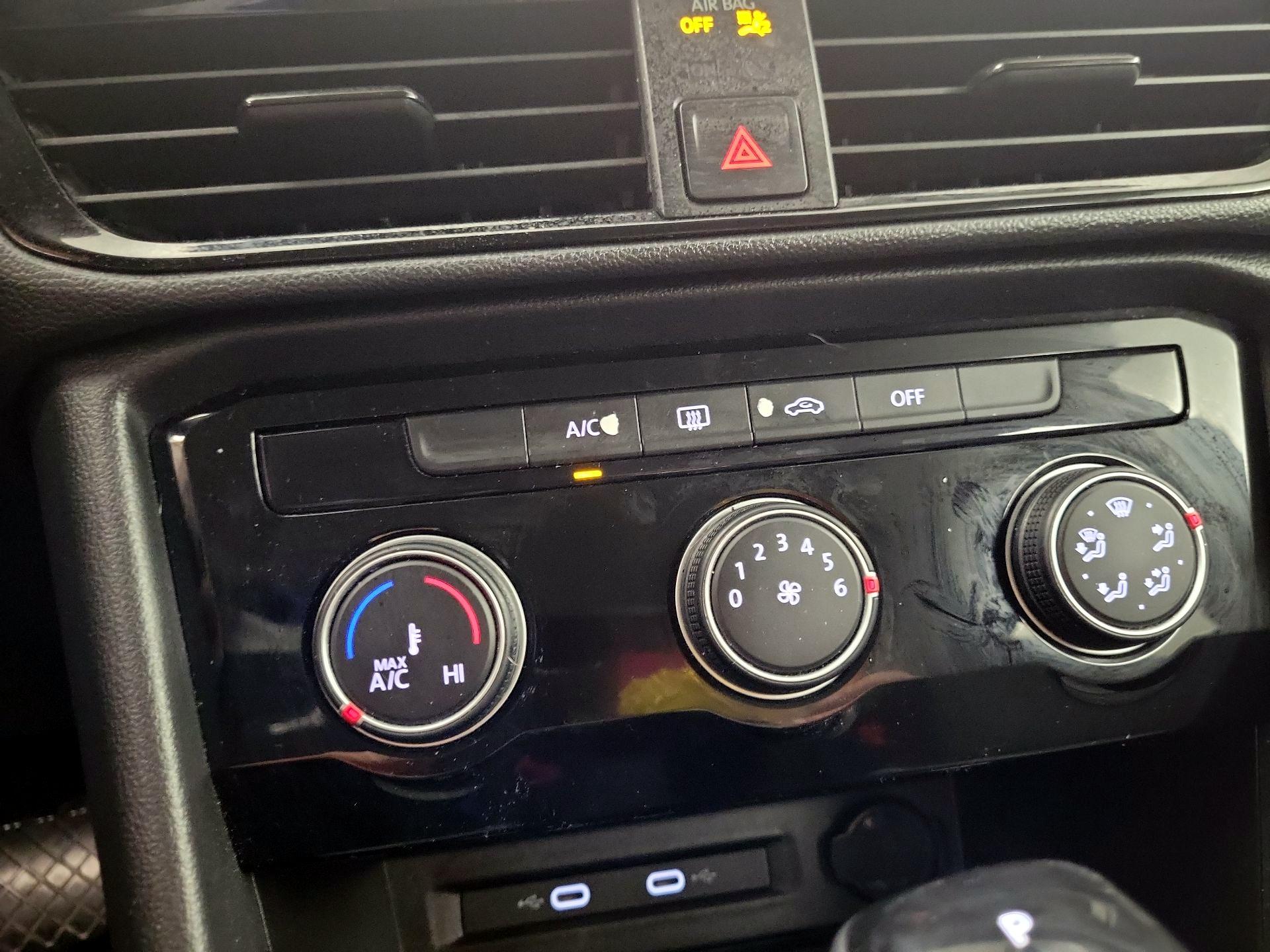 Thumbnail: 2023 Volkswagen Taos - 16