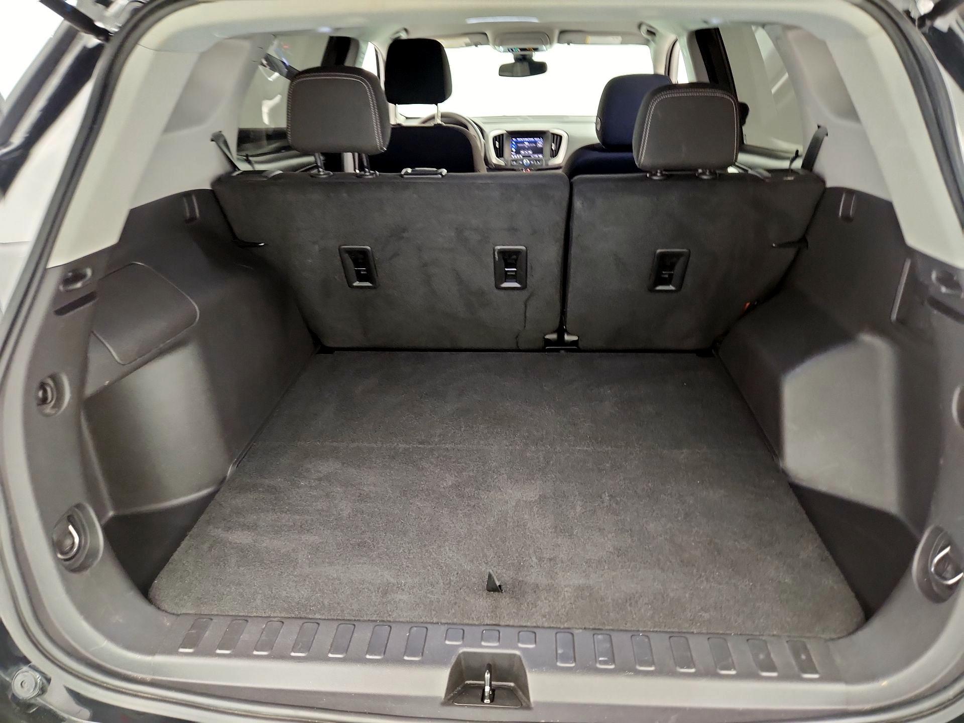 Thumbnail: 2023 GMC Terrain - 20