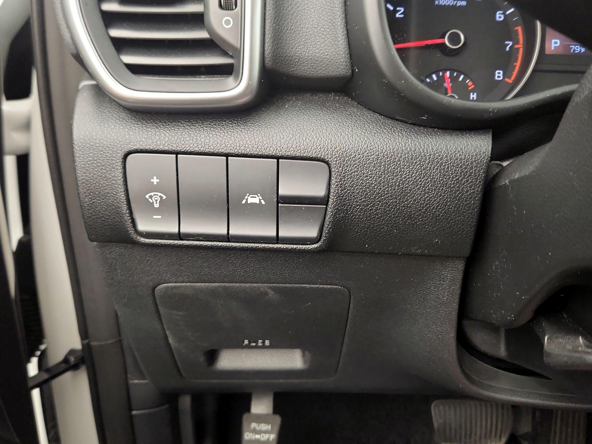 Thumbnail: 2021 Kia Sportage - 13