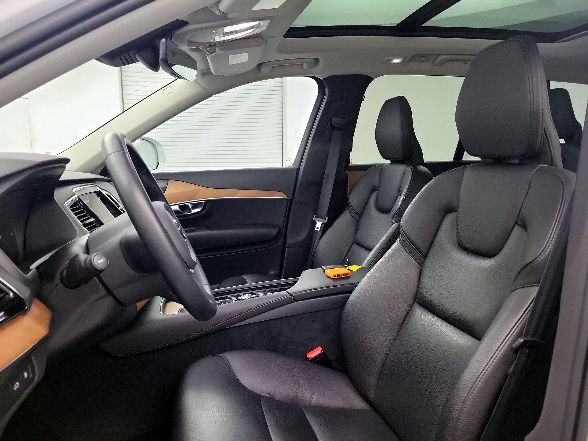 Thumbnail: 2023 Volvo XC90 - 11