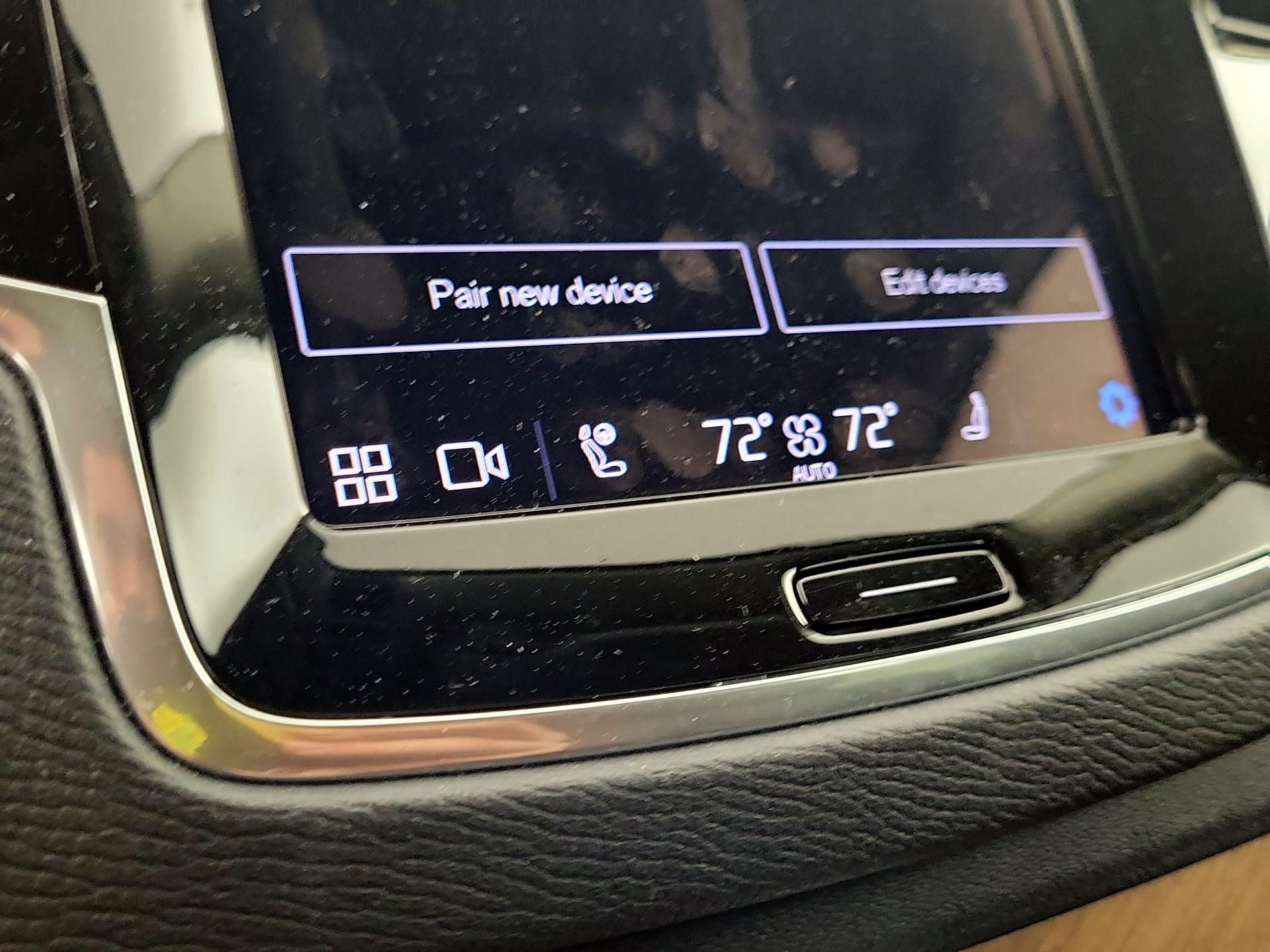 Thumbnail: 2023 Volvo XC90 - 16