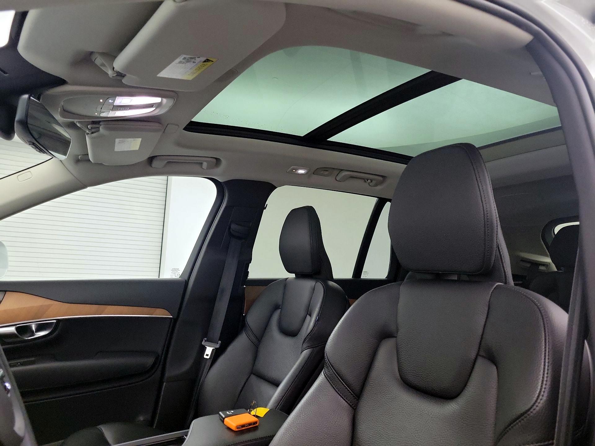 Thumbnail: 2023 Volvo XC90 - 19