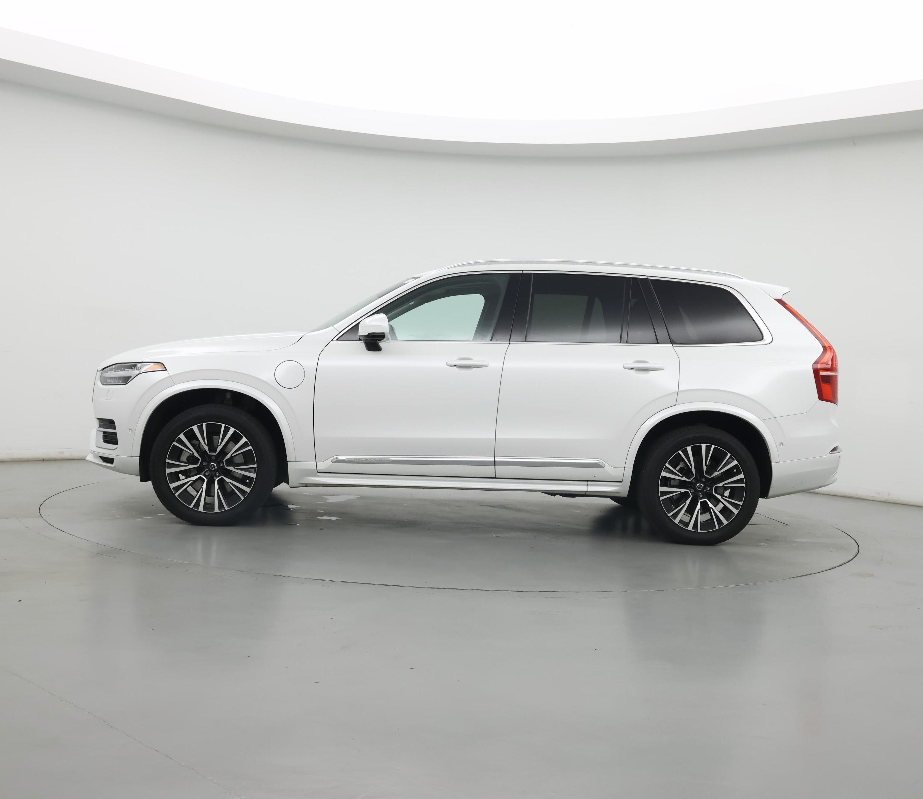 Thumbnail: 2023 Volvo XC90 - 3