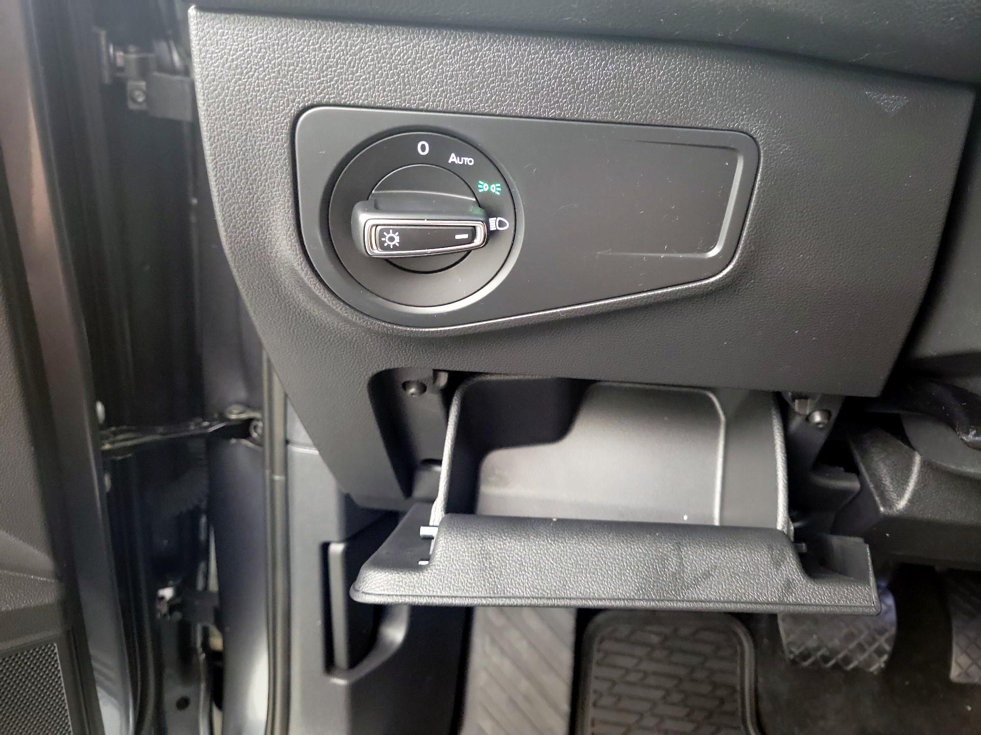 Thumbnail: 2024 Volkswagen Tiguan - 13