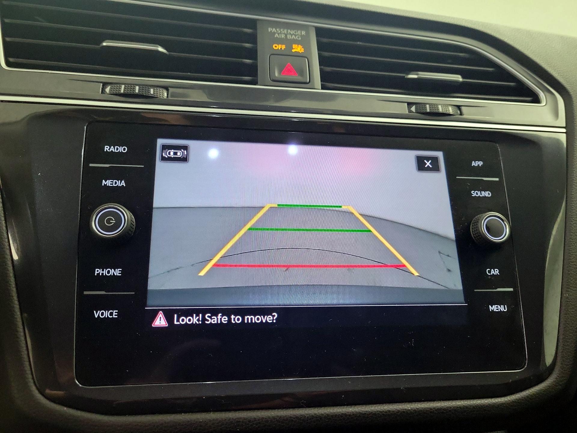 Thumbnail: 2024 Volkswagen Tiguan - 14