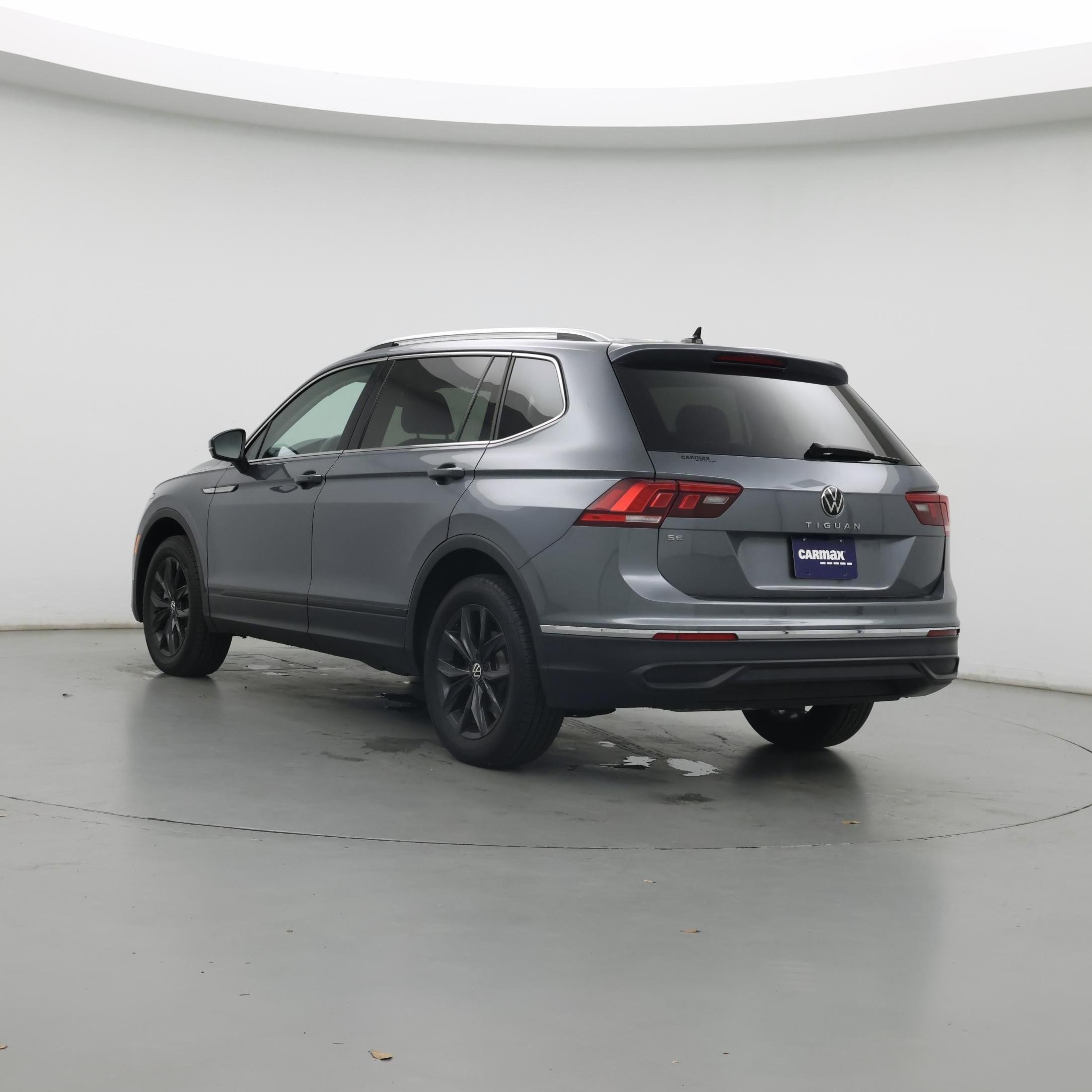 Thumbnail: 2024 Volkswagen Tiguan - 2