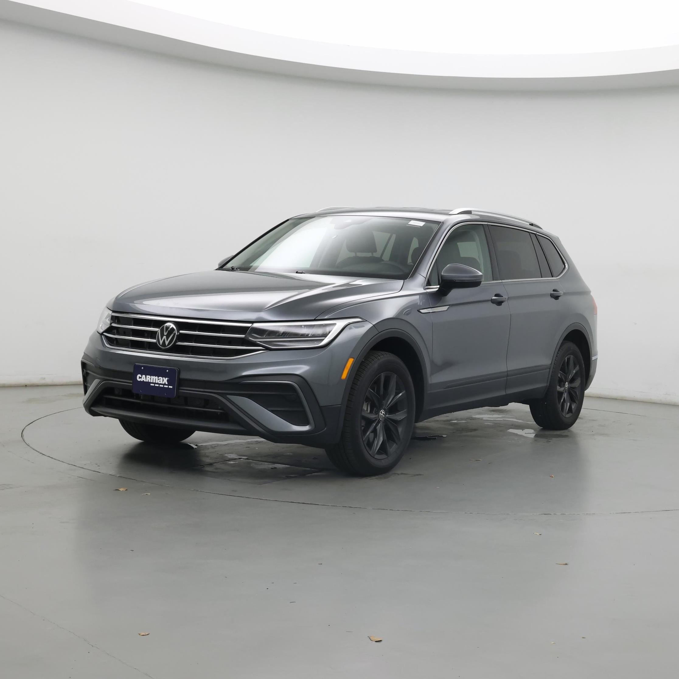 Thumbnail: 2024 Volkswagen Tiguan - 4