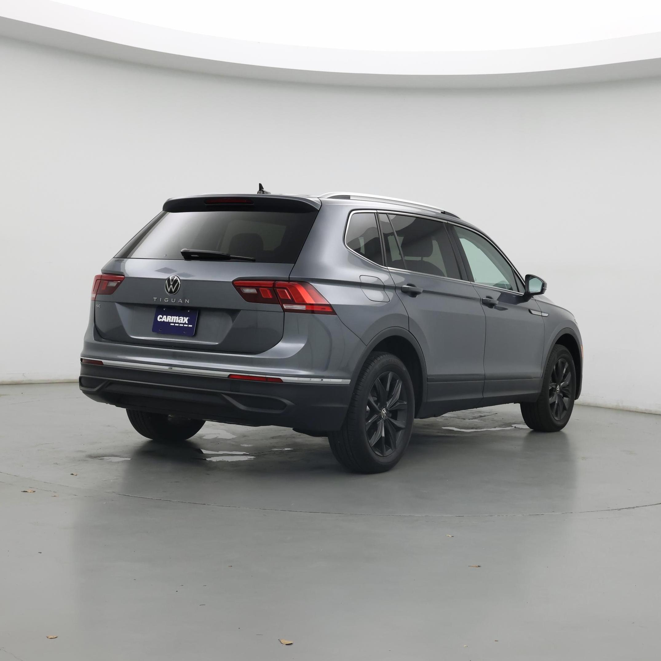 Thumbnail: 2024 Volkswagen Tiguan - 8