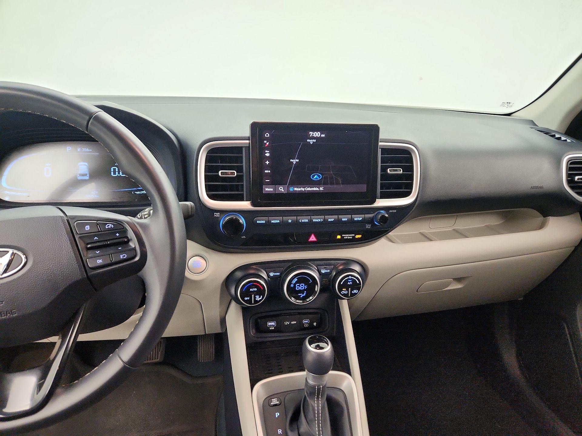 Thumbnail: 2024 Hyundai Venue - 9