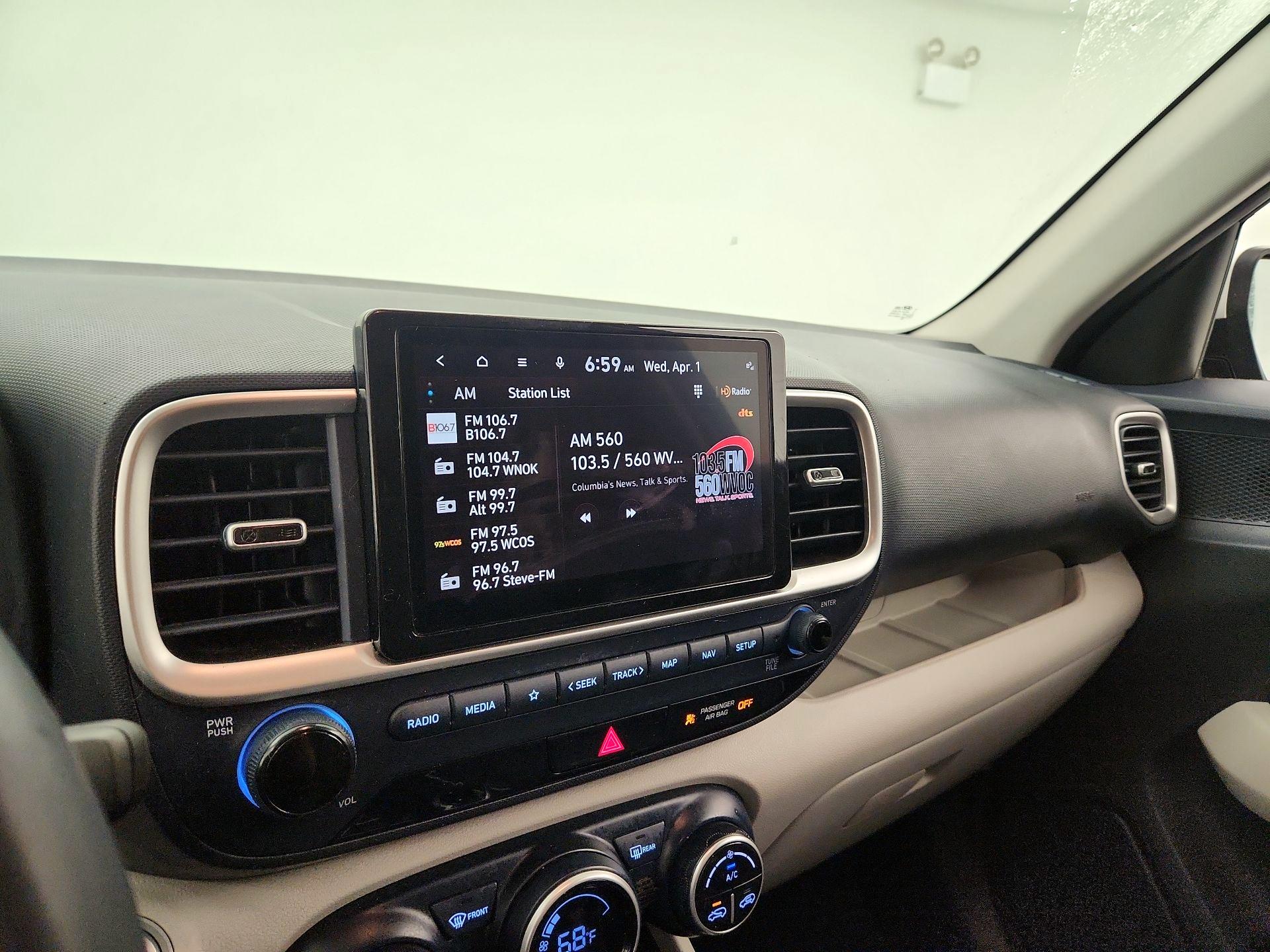 Thumbnail: 2024 Hyundai Venue - 16