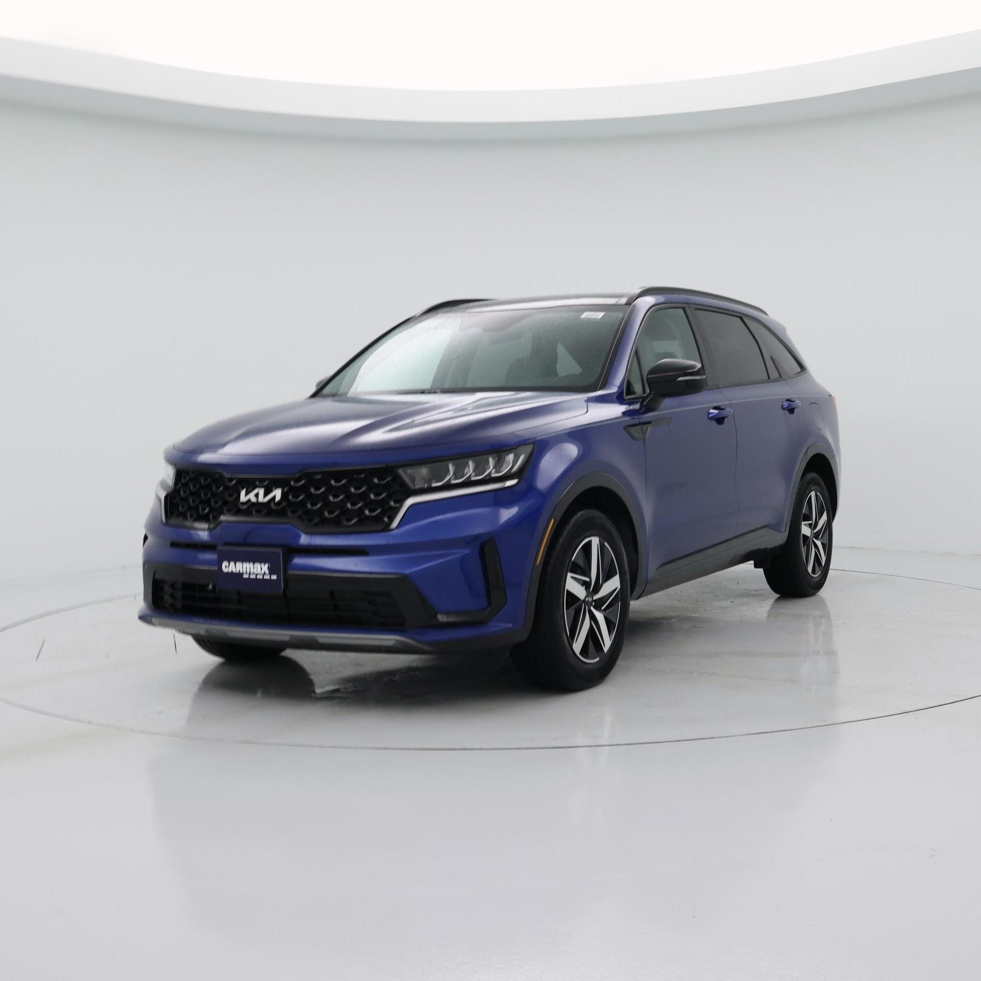 Thumbnail: 2023 Kia Sorento - 4