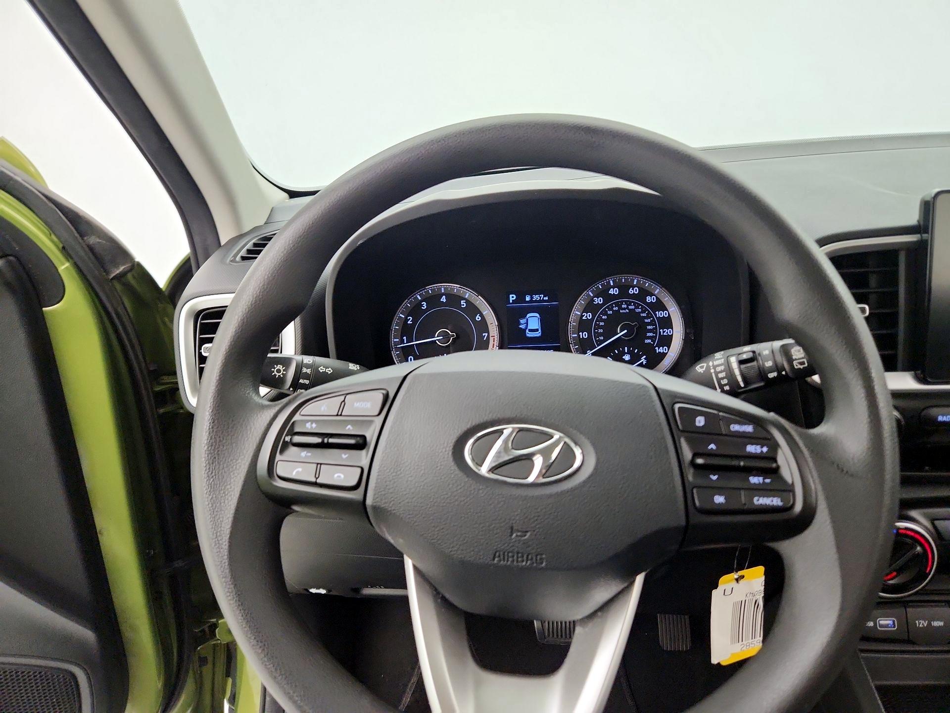 Thumbnail: 2022 Hyundai Venue - 10