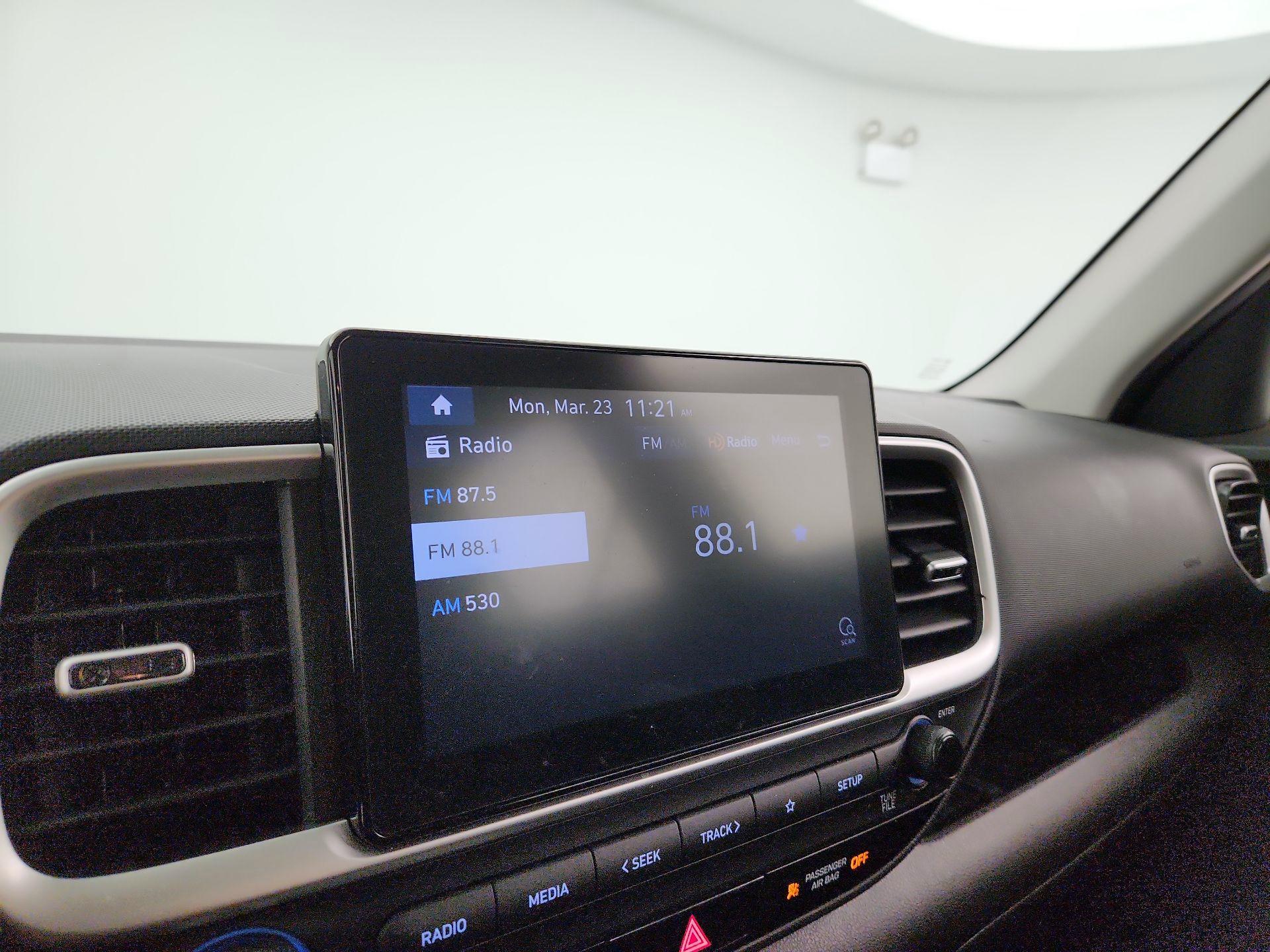 Thumbnail: 2022 Hyundai Venue - 15